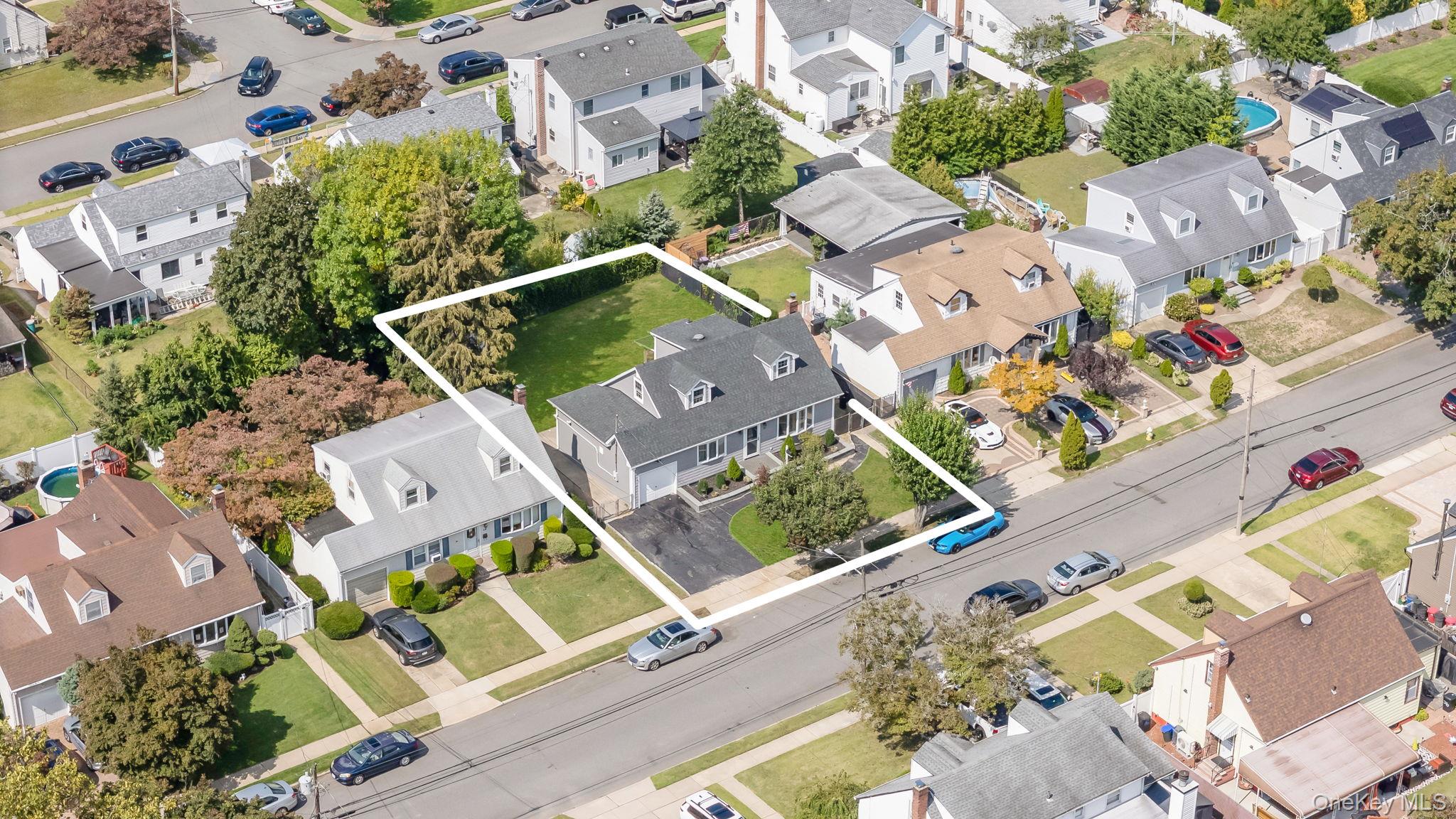 #5 photo, 55 Barbara Drive, East Meadow , NY 11554