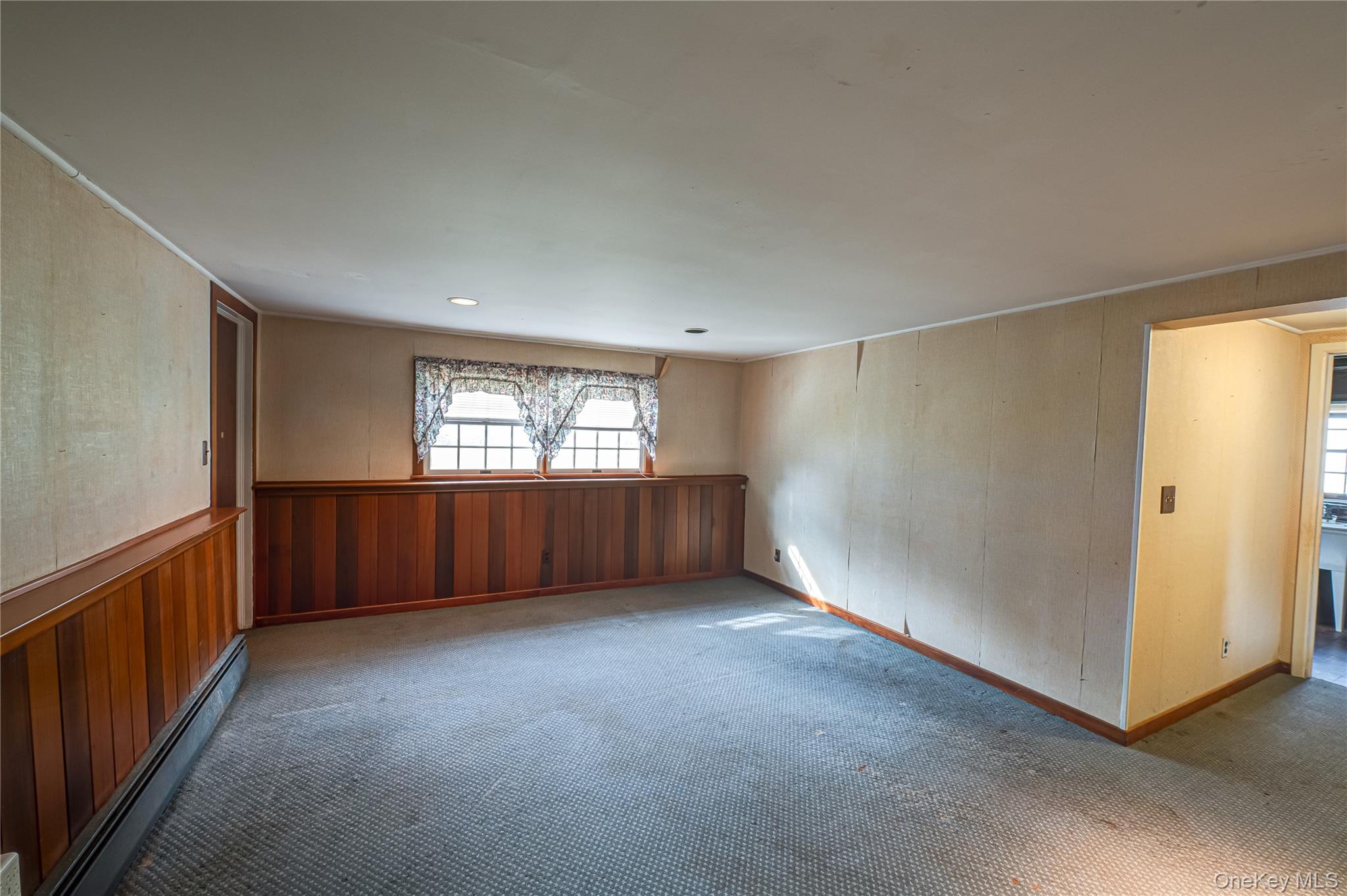 #18 photo, 12 Peary Lane, Kings Park , NY 11754