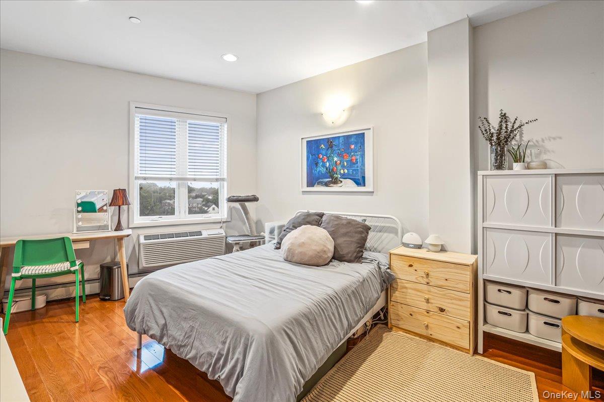 #11 photo, 14906 Northern Boulevard, クイーンズ区 Flushing , NY 11354