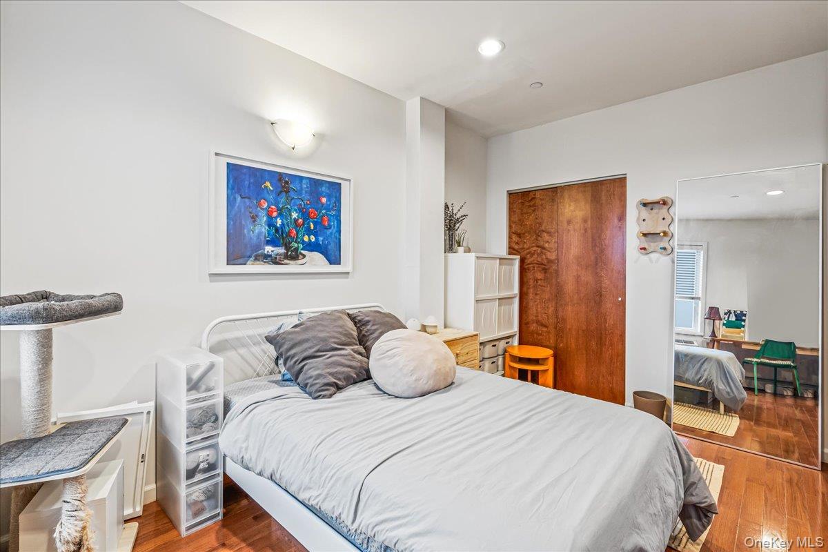 #12 photo, 14906 Northern Boulevard, クイーンズ区 Flushing , NY 11354