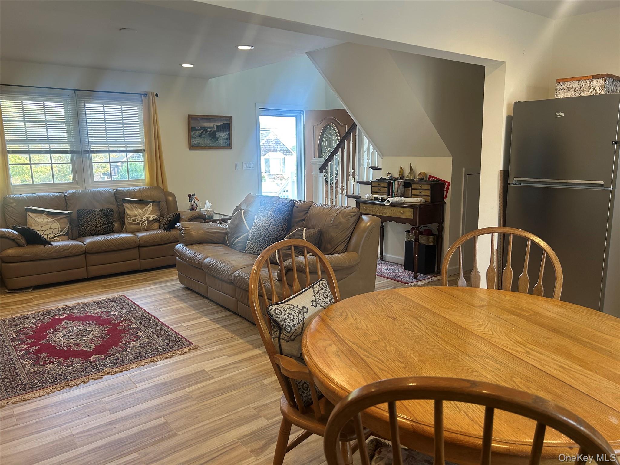 #12 photo, 311 Riviera Parkway, Lindenhurst , NY 11757