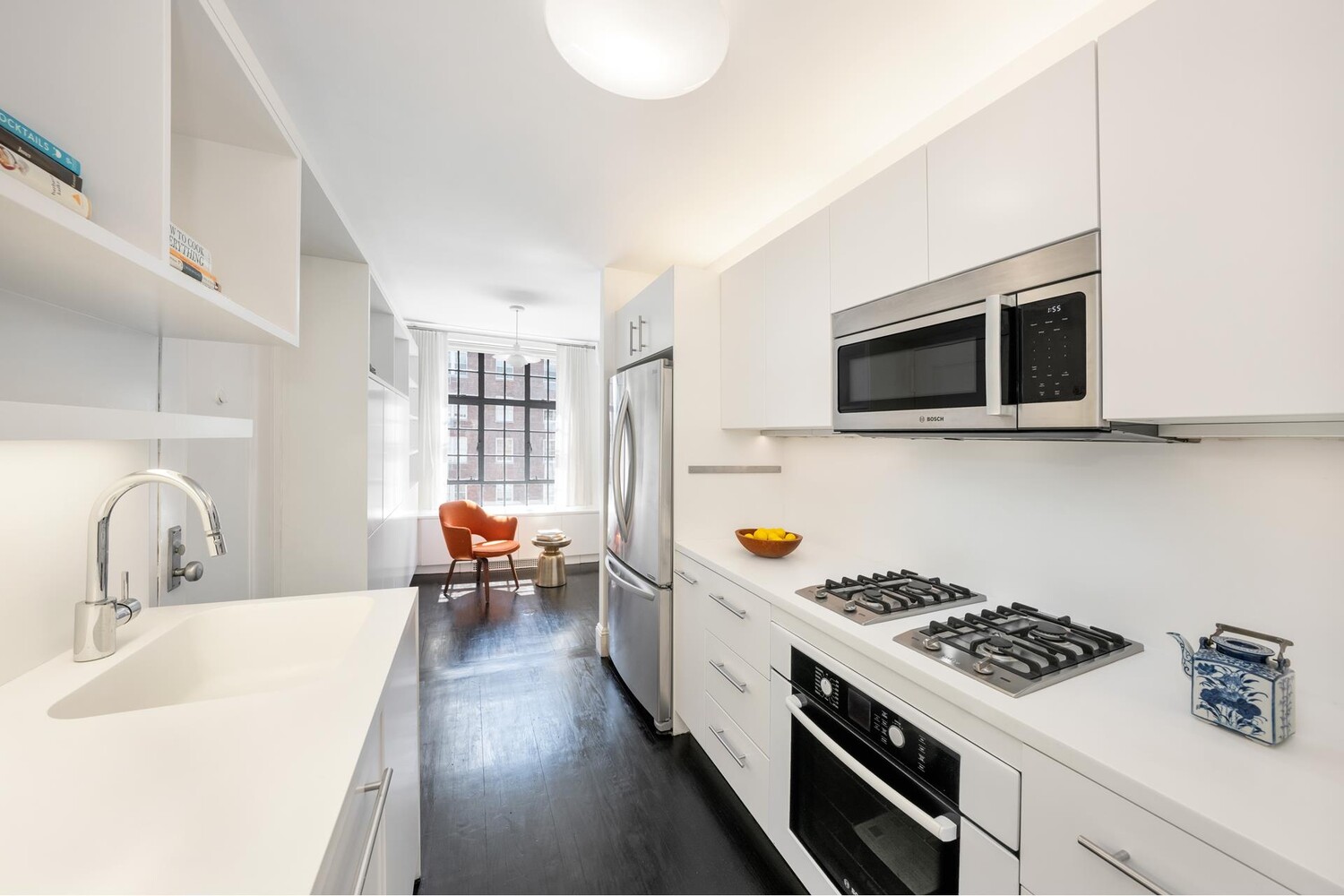 #5 photo, 325 E 72ND Street, Lenox Hill , NY 10021