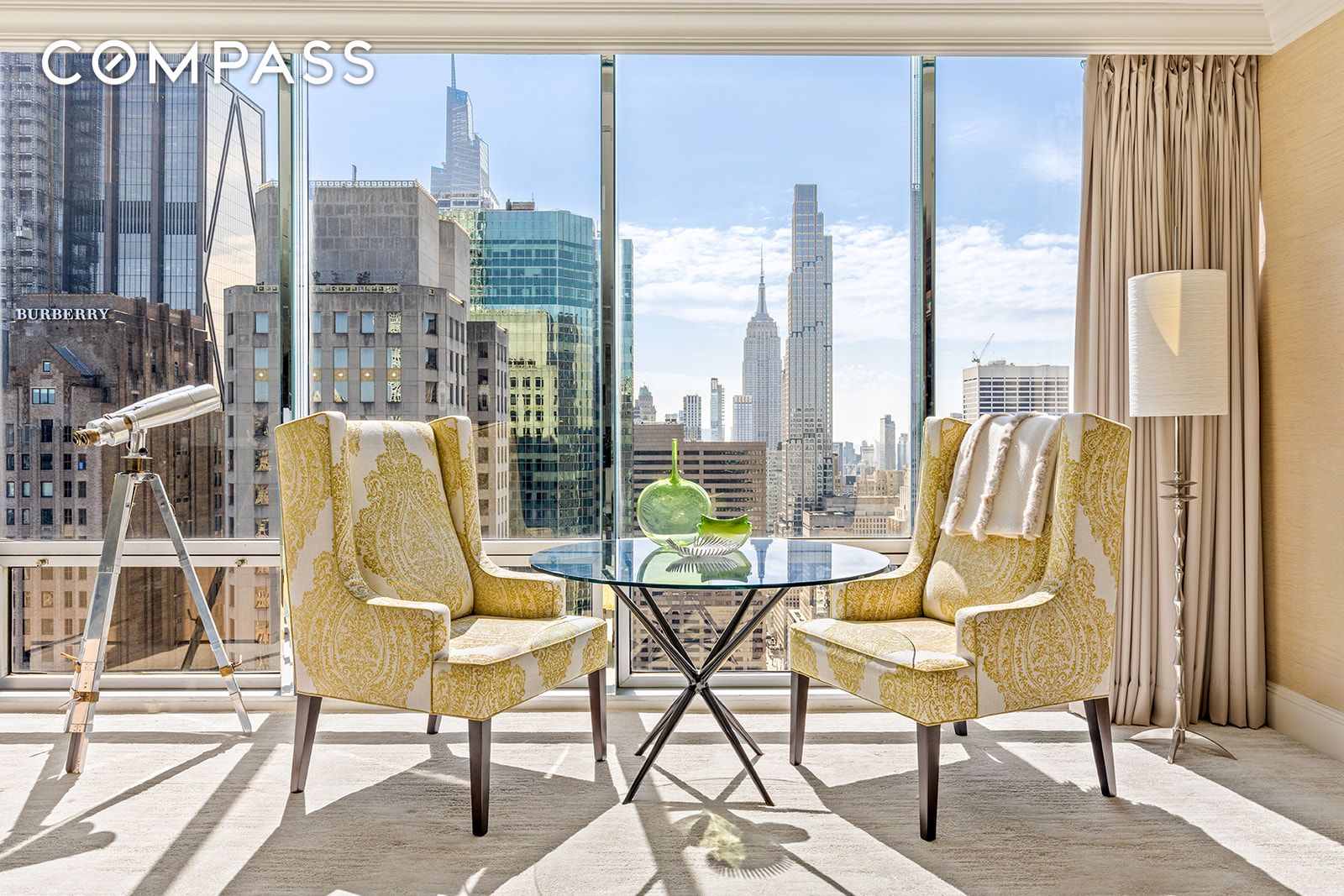 #3 photo, 641 5th Avenue, マンハッタン Midtown East , NY 10022