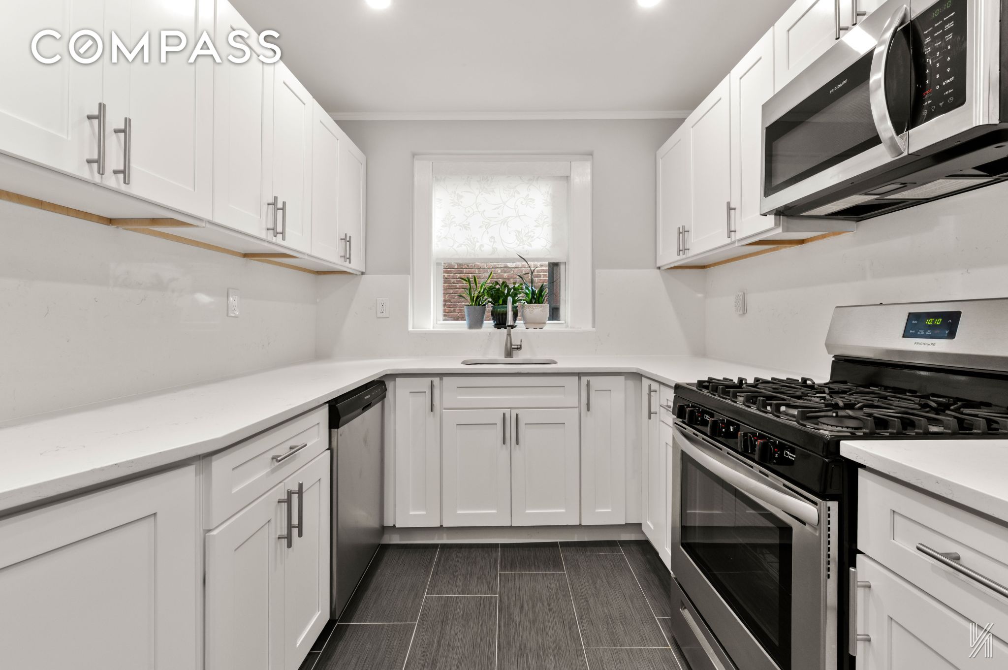 #10 photo, 34-41 85th Street, クイーンズ区 Jackson Heights , NY 11372