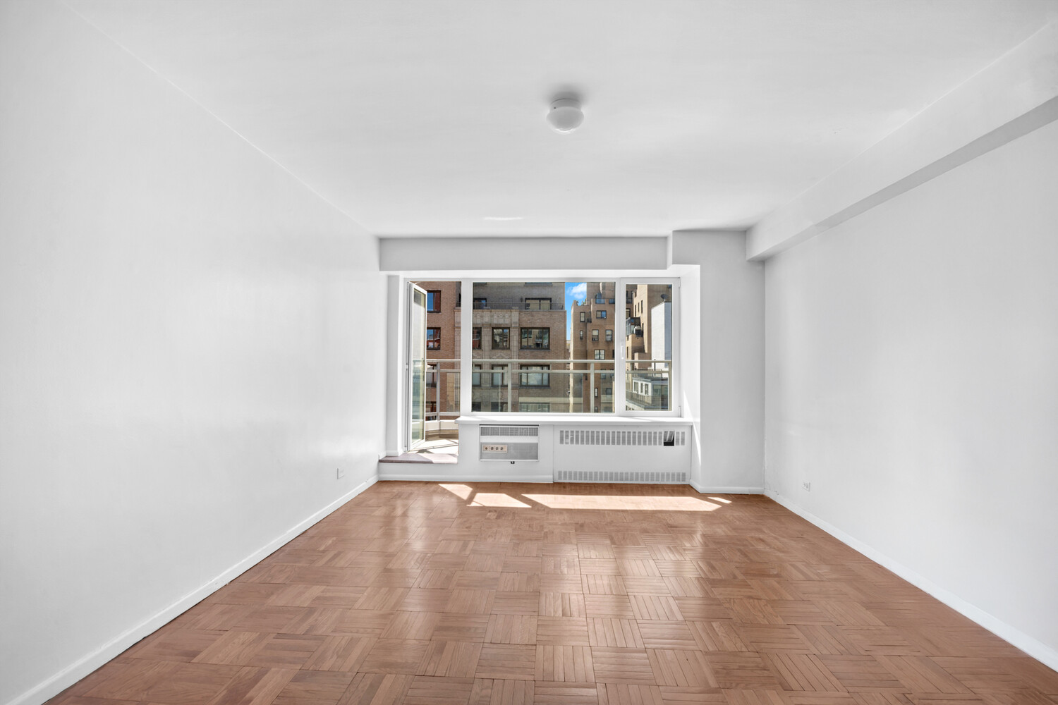 #17 photo, 1050 5TH Avenue, Carnegie Hill , NY 10028