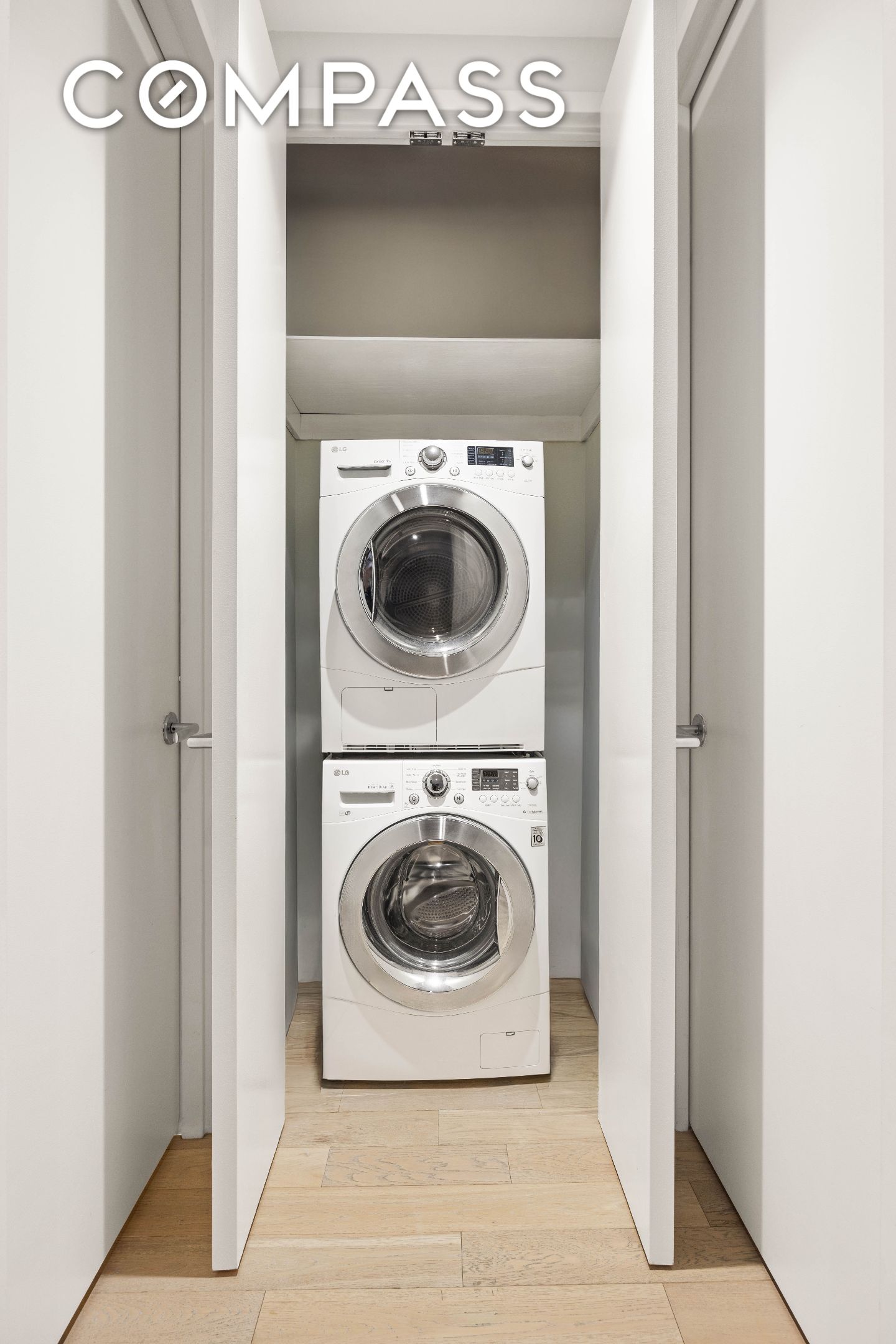 #8 photo, 75 Wall Street, マンハッタン Financial District , NY 10005