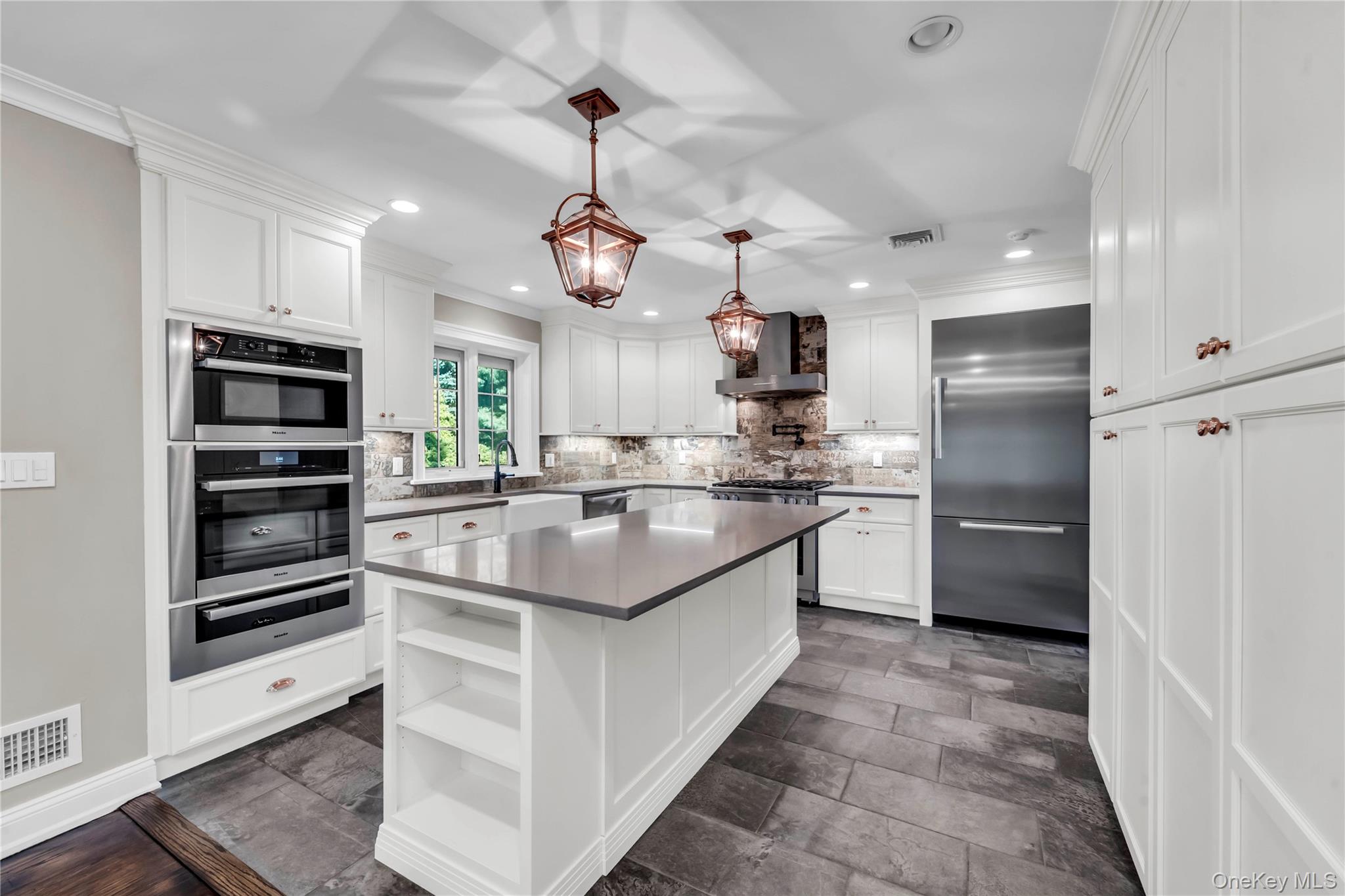 #7 photo, 4 Iroquois Avenue, Palisades , NY 10964