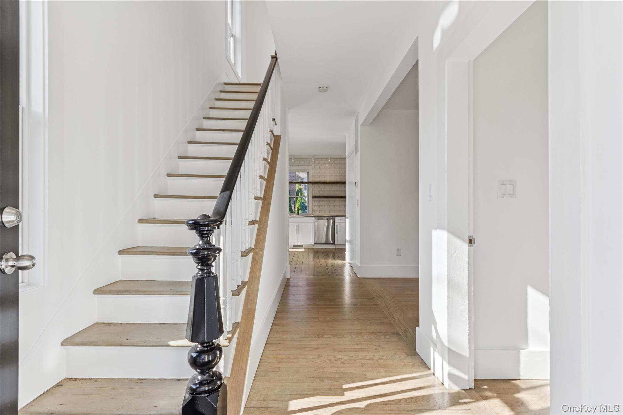 #19 photo, 10 South Street, Beacon , NY 12508