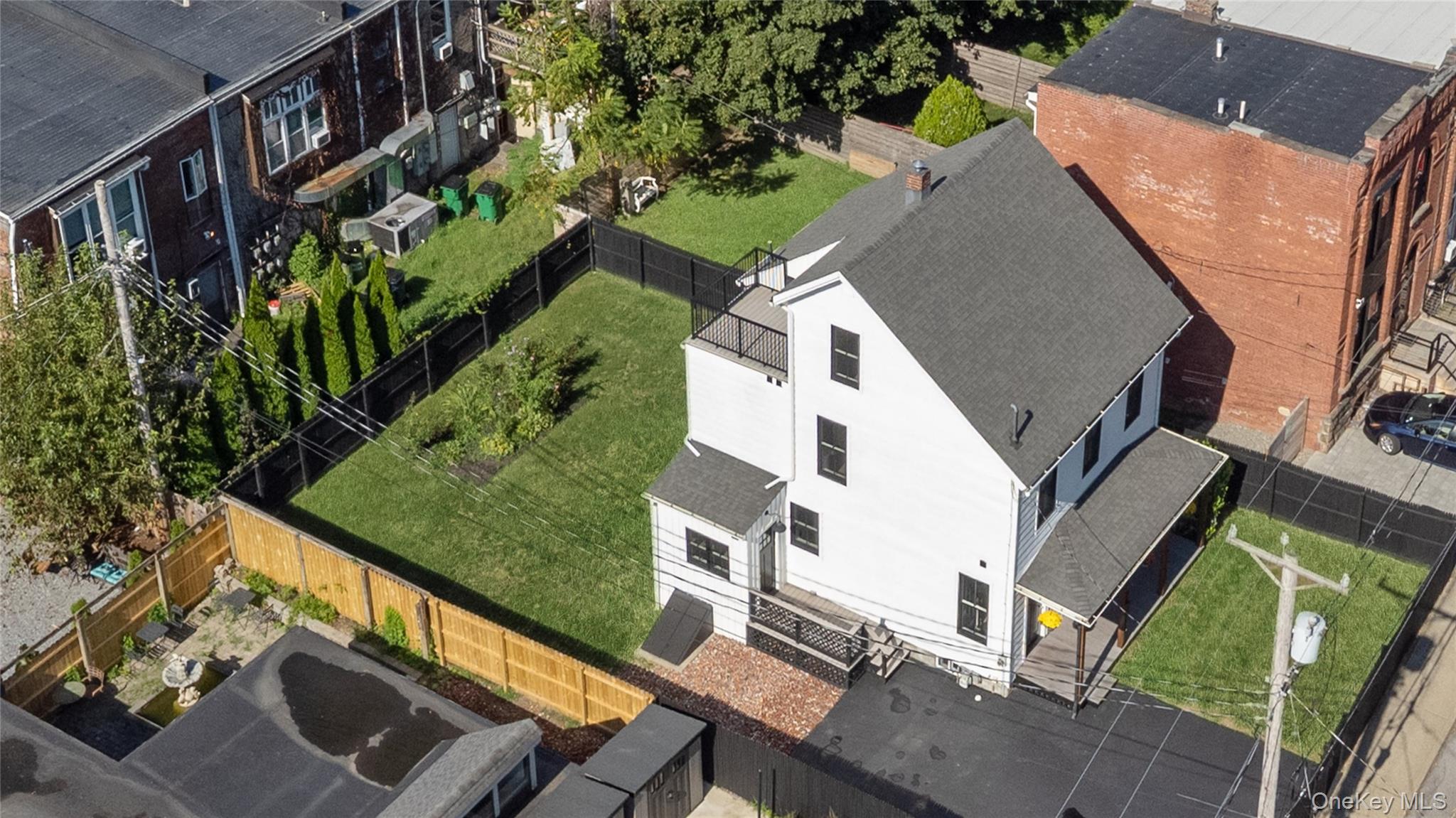 #4 photo, 10 South Street, Beacon , NY 12508