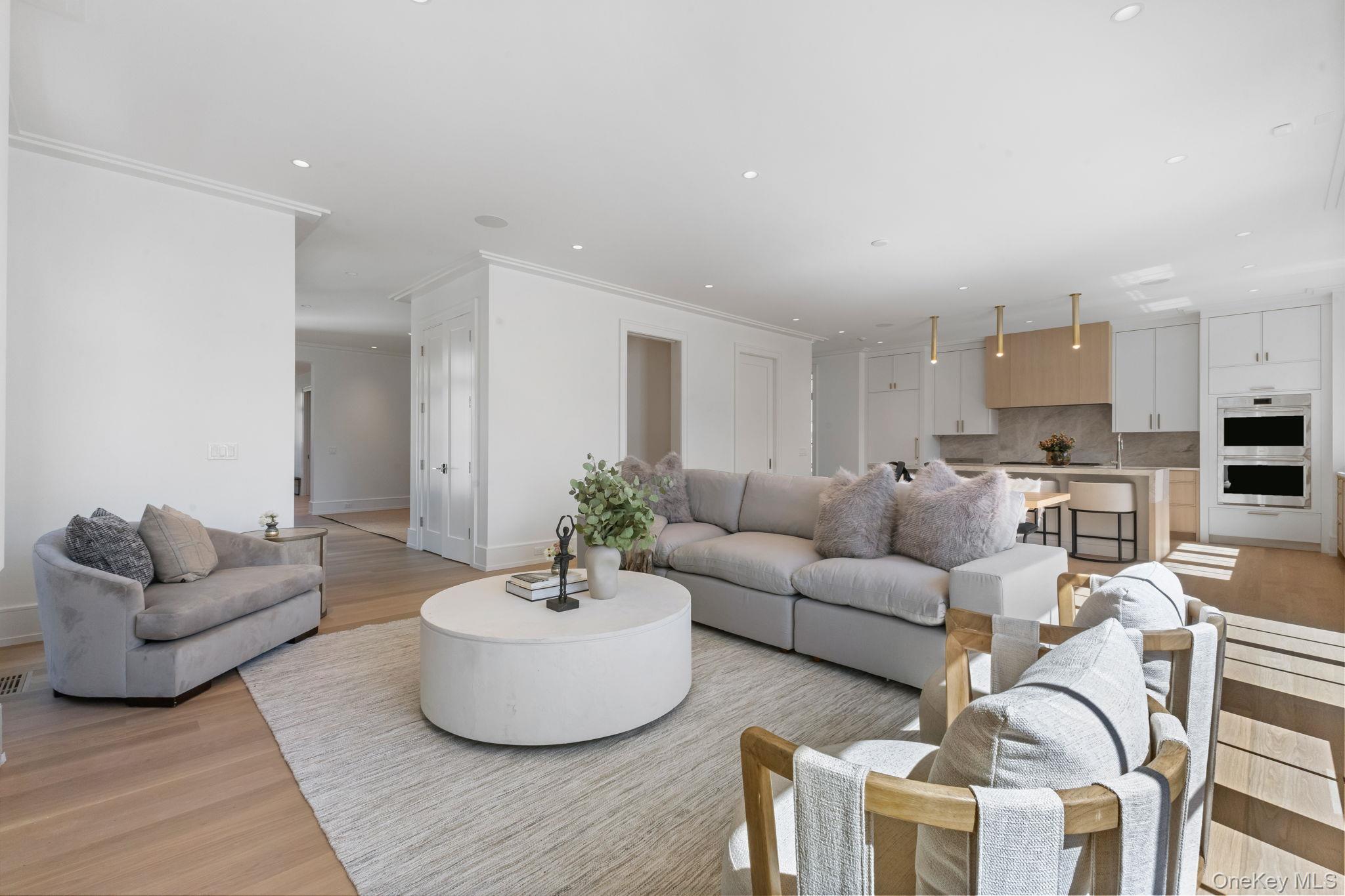 #12 photo, 48 Lexington Avenue, Greenwich , CT 06830