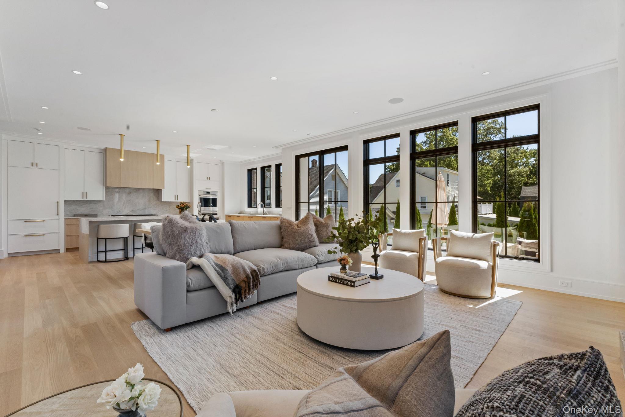 #13 photo, 48 Lexington Avenue, Greenwich , CT 06830