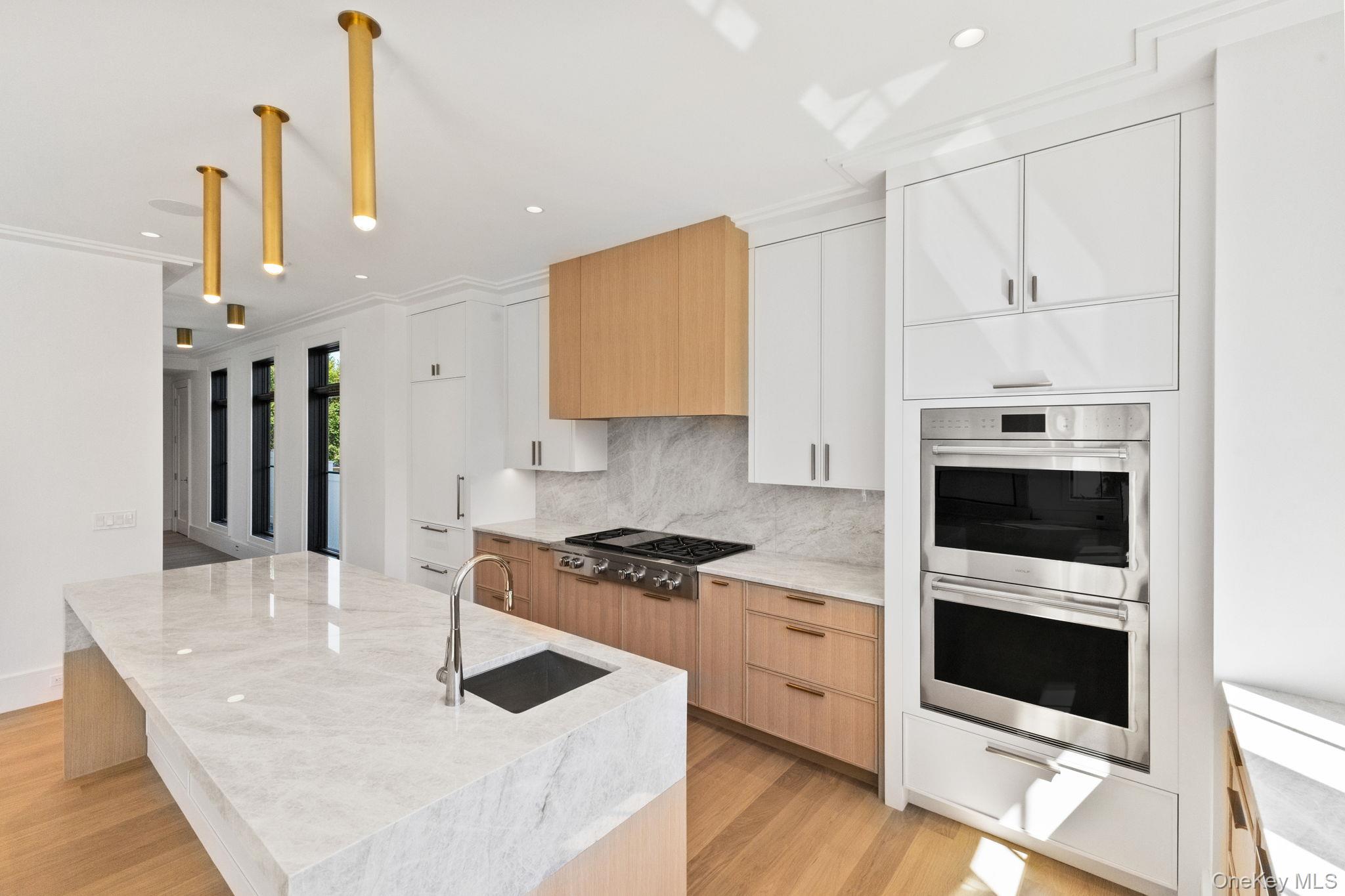 #14 photo, 48 Lexington Avenue, Greenwich , CT 06830