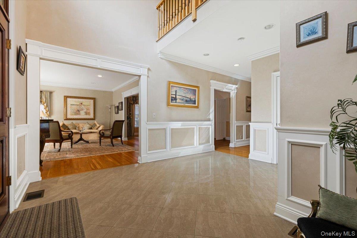 #4 photo, 3 D'Alessio Court, Scarsdale , NY 10583