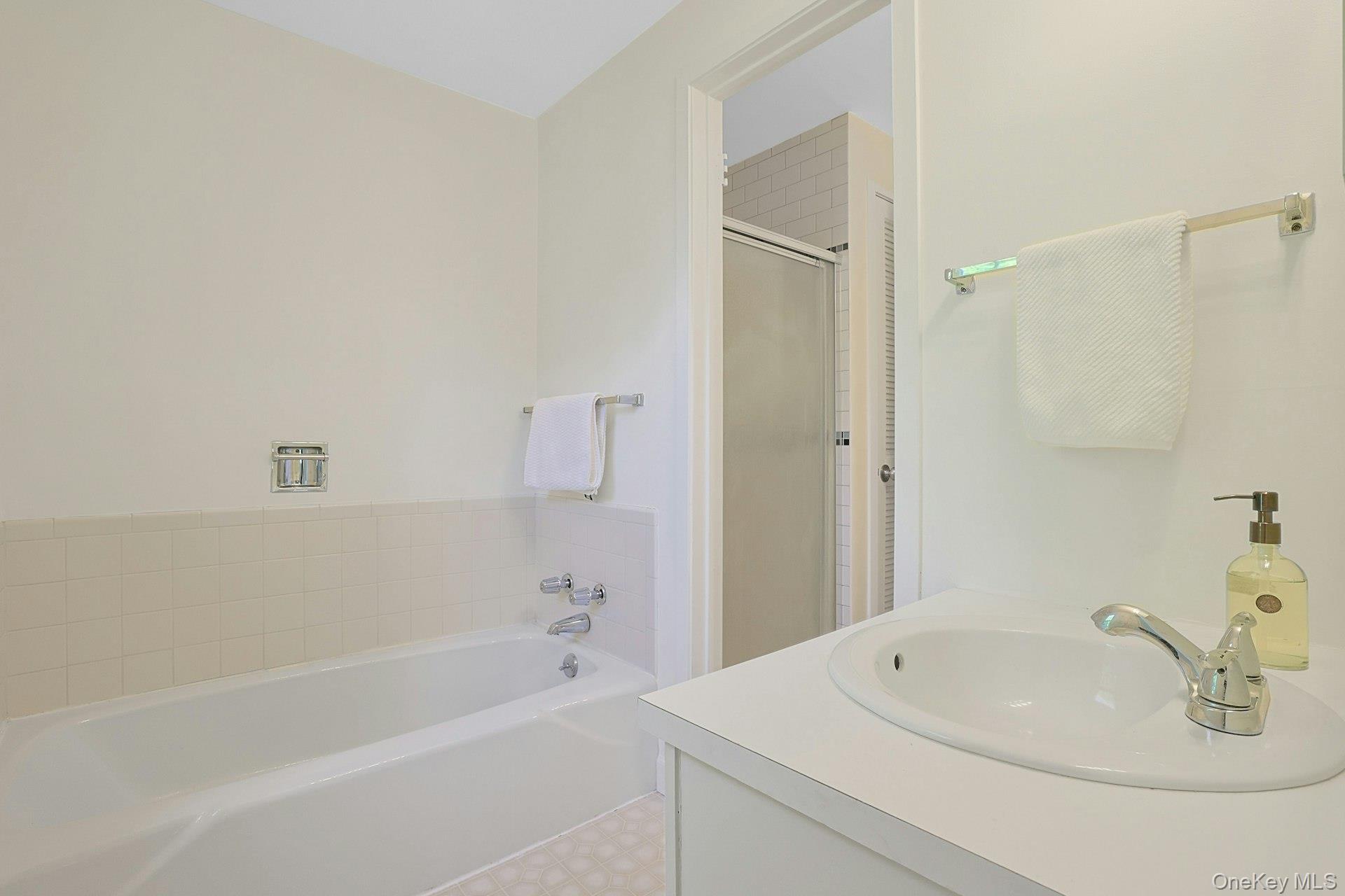 #12 photo, 204 Holly Stream Court, Brewster , NY 10509