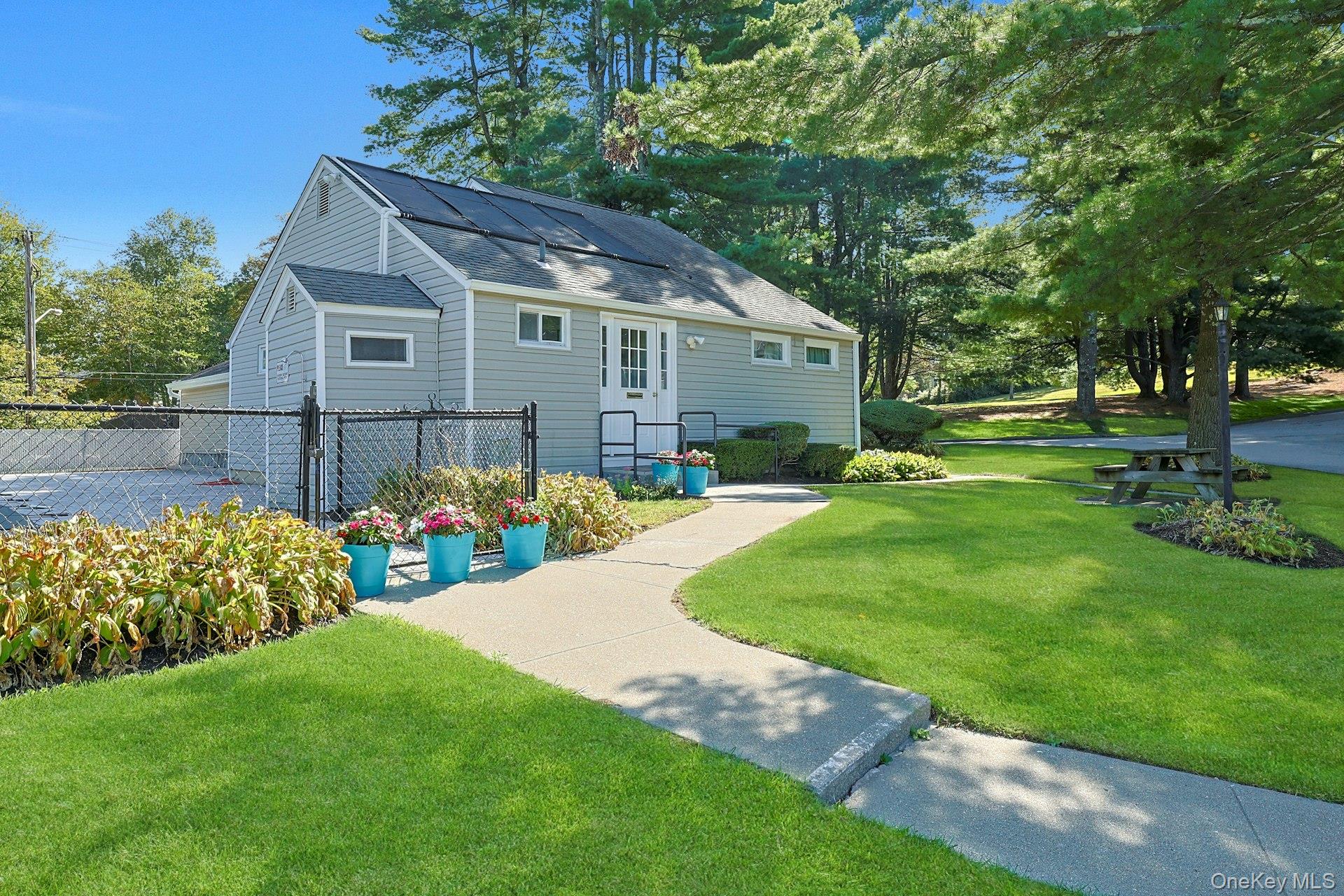 #18 photo, 204 Holly Stream Court, Brewster , NY 10509