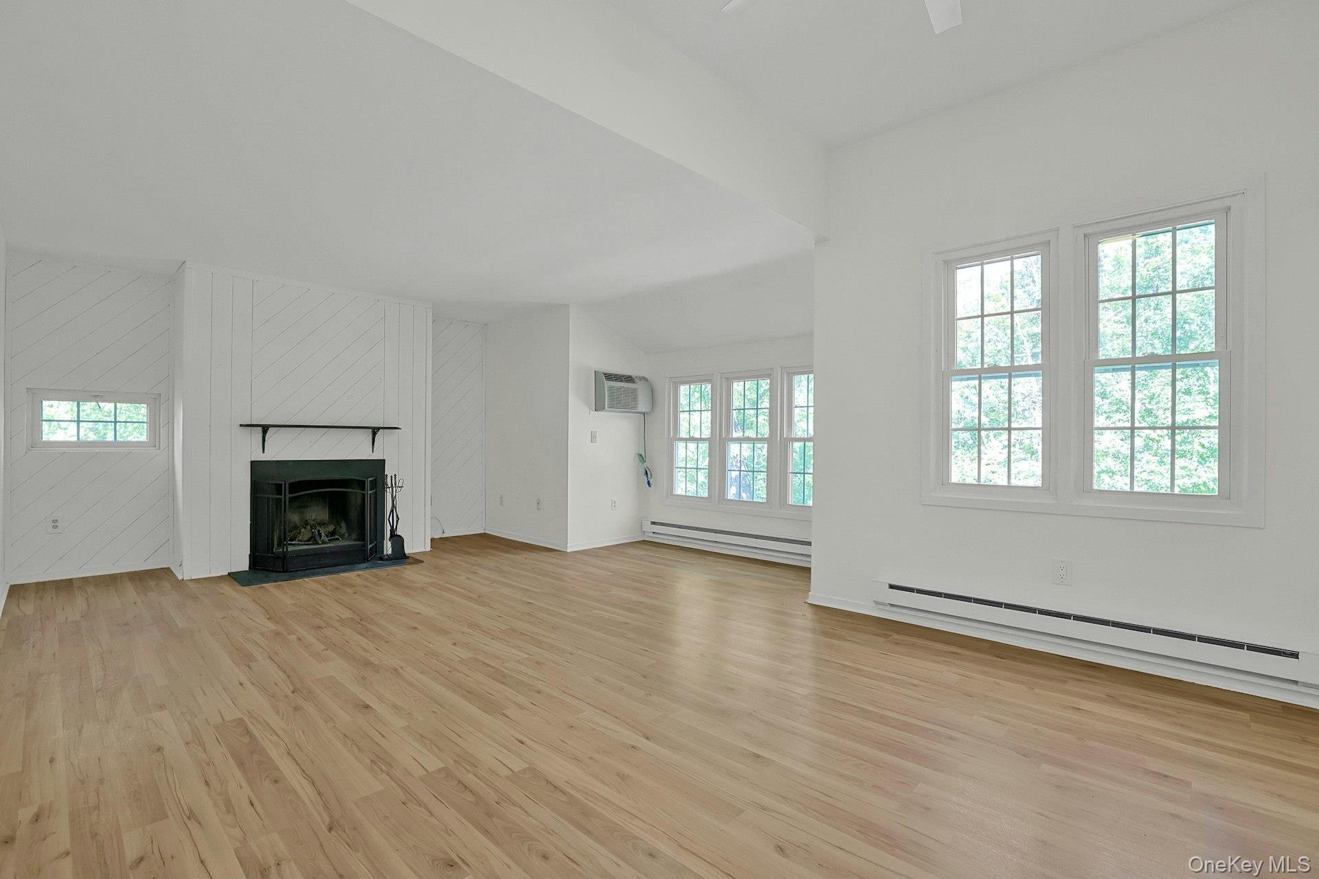 #2 photo, 204 Holly Stream Court, Brewster , NY 10509