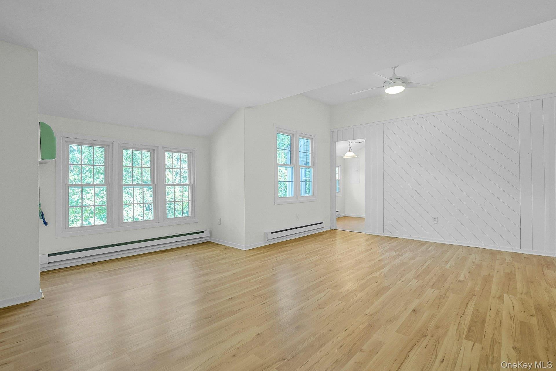 #4 photo, 204 Holly Stream Court, Brewster , NY 10509