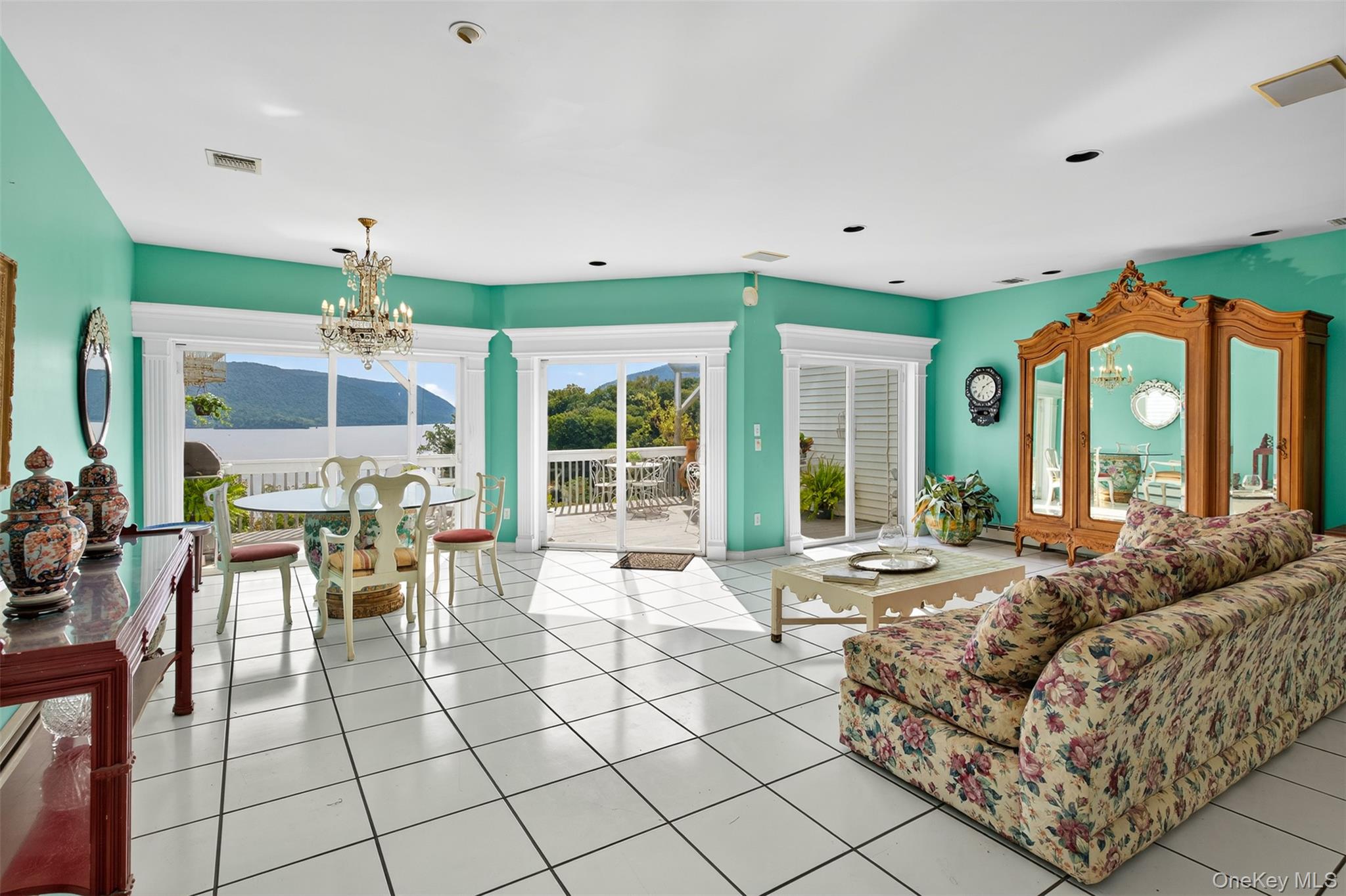 #4 photo, 282 Tamerisk Lane, New Windsor , NY 12553