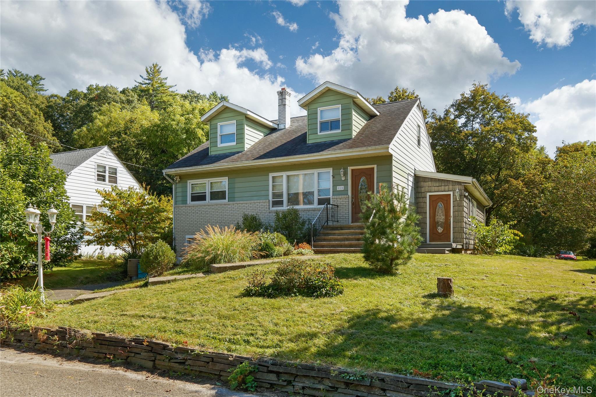 #1 photo, 515 Walnut Street, Hurley , NY 12443