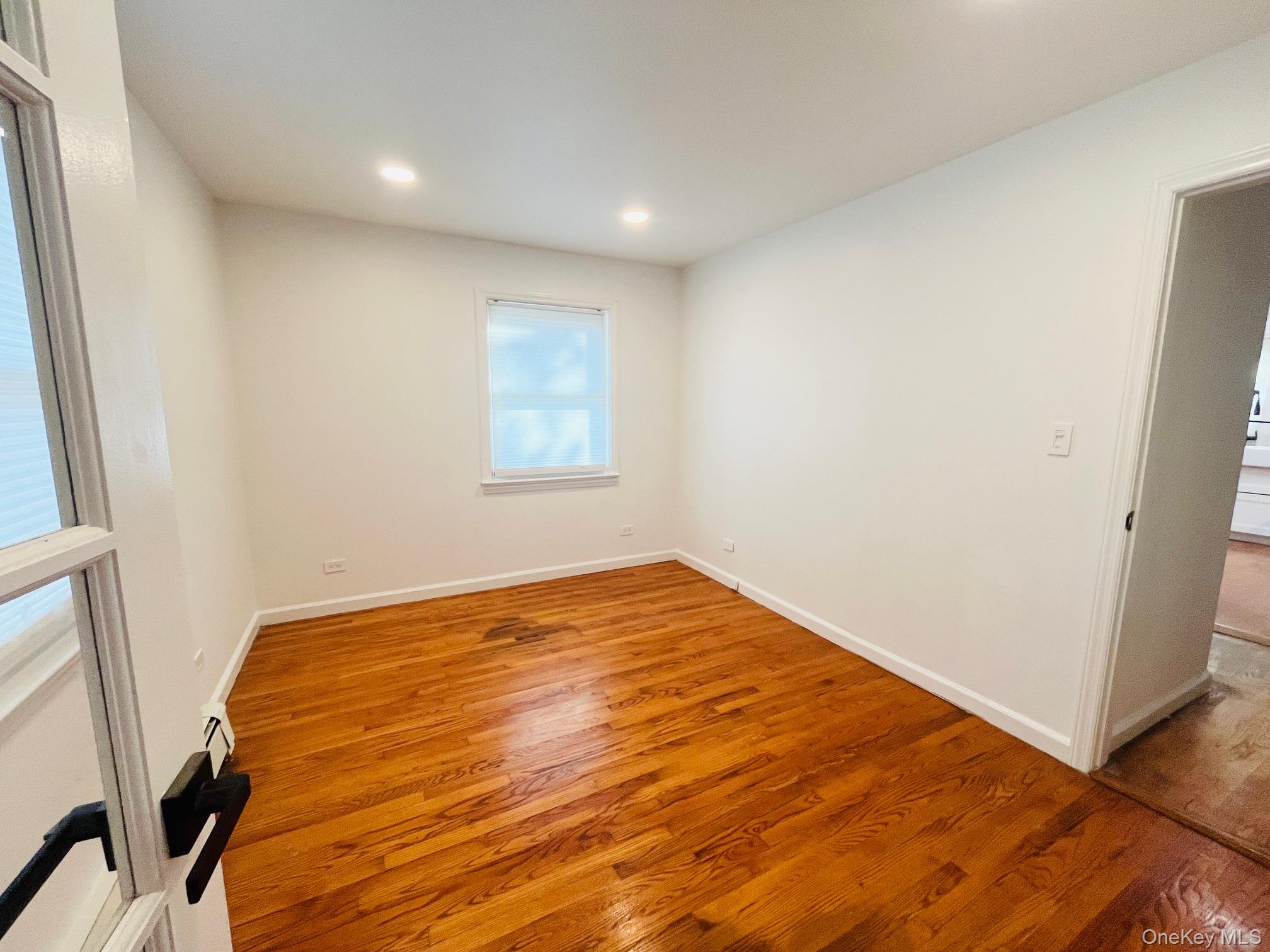 #15 photo, 5 Prospect Street, Glen Head , NY 11545