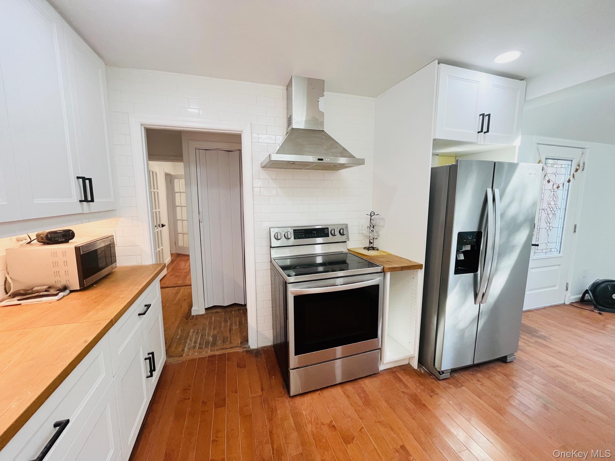 #8 photo, 5 Prospect Street, Glen Head , NY 11545