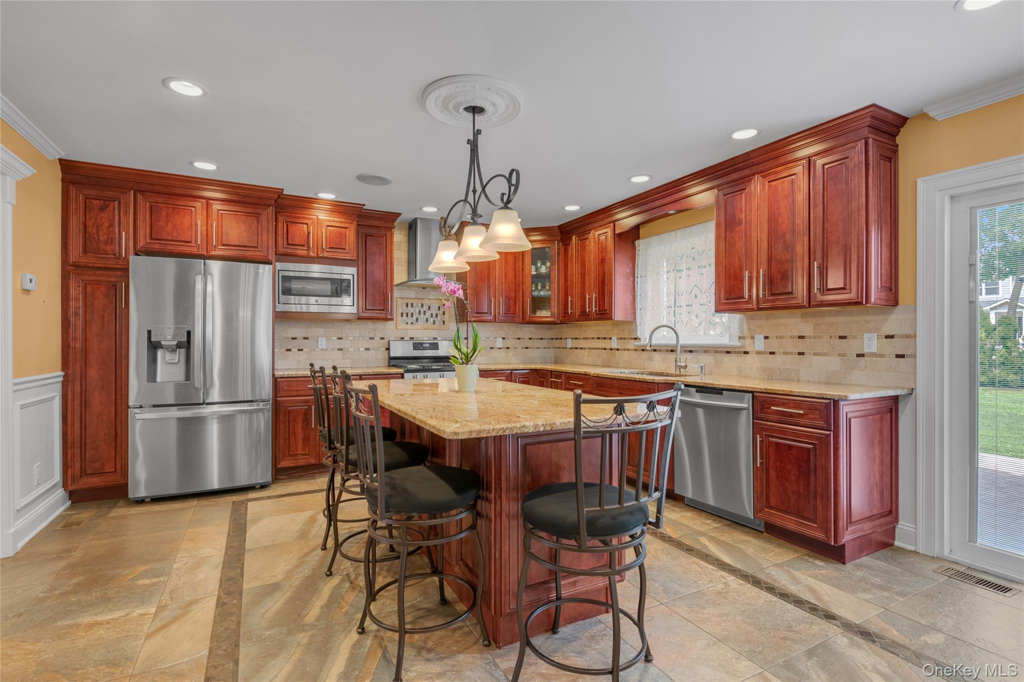 #1 photo, 10 Field Avenue, Hicksville , NY 11801