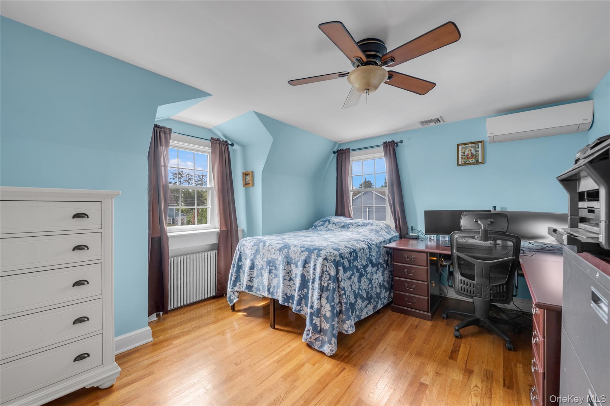 #20 photo, 10 Field Avenue, Hicksville , NY 11801