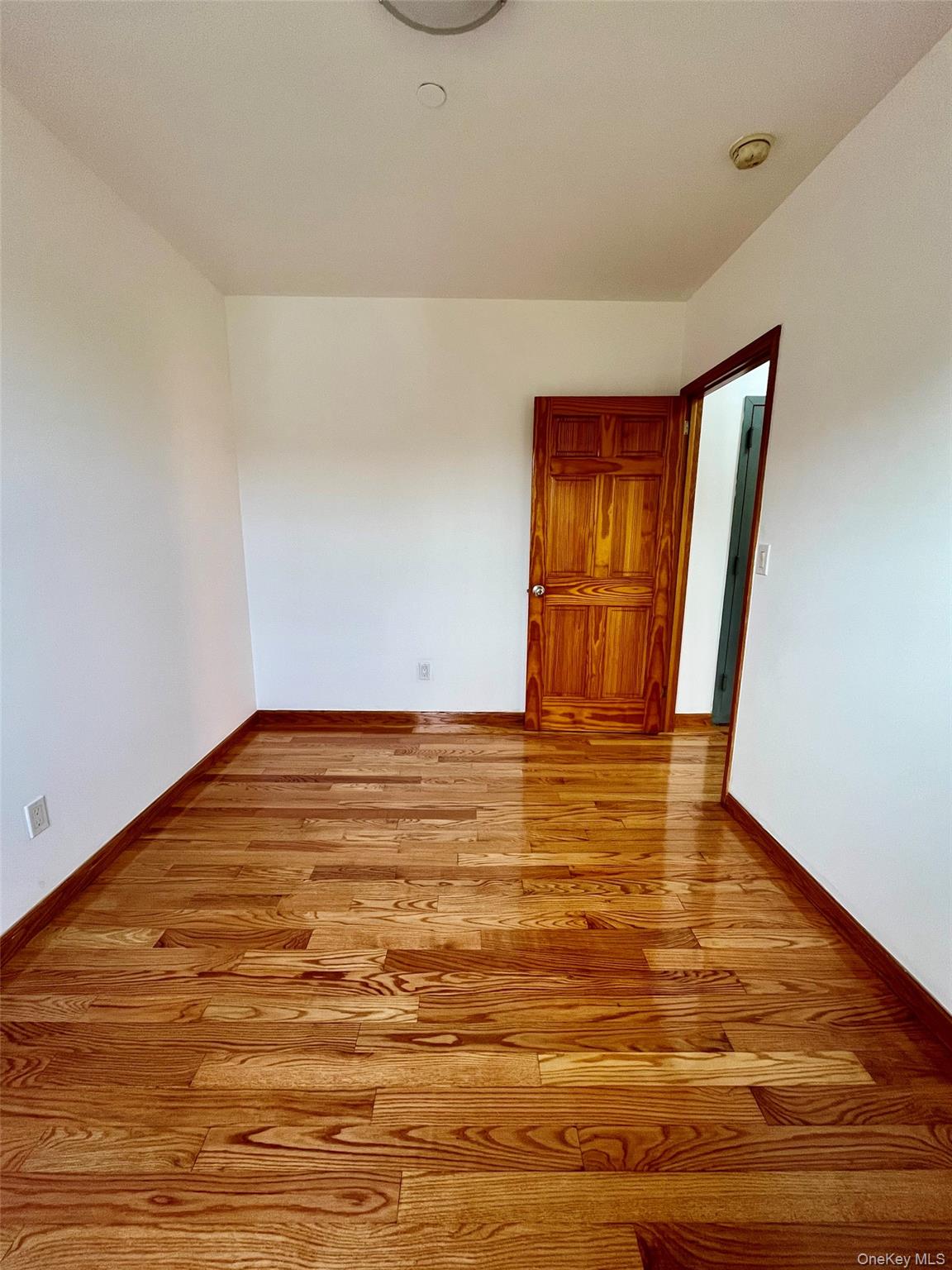 #11 photo, 7177 159th Street, クイーンズ区 Fresh Meadows , NY 11365