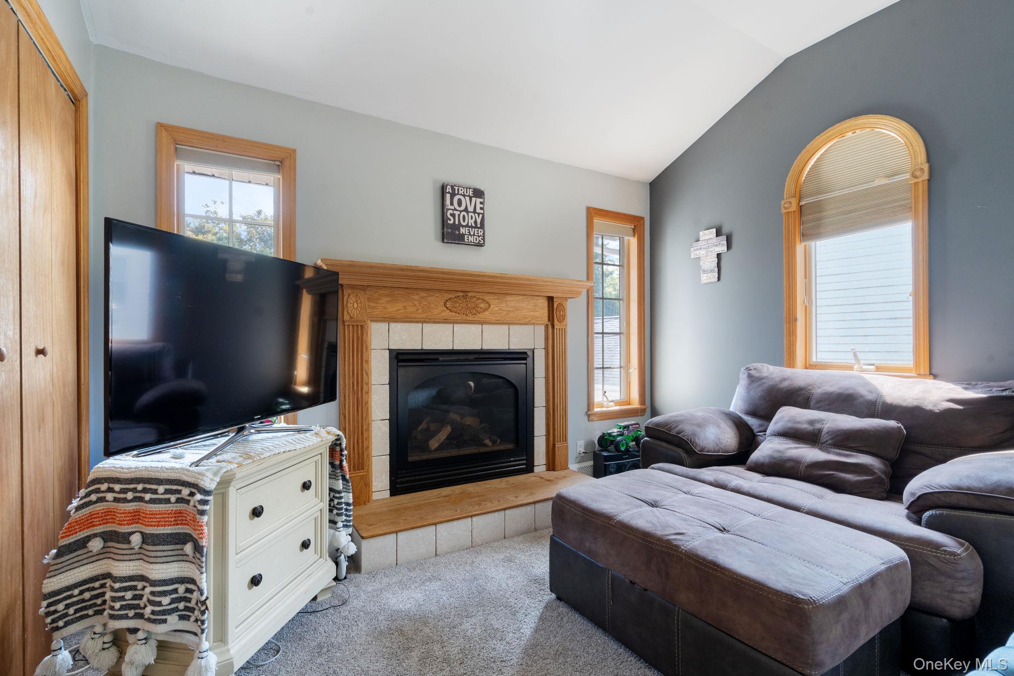 #17 photo, 10 Basswood Place, Melville , NY 11747