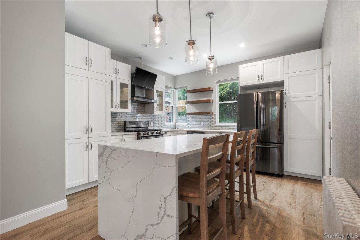 #1 photo, 525 E 235th Street, ブロンクス区 Bronx , NY 10470