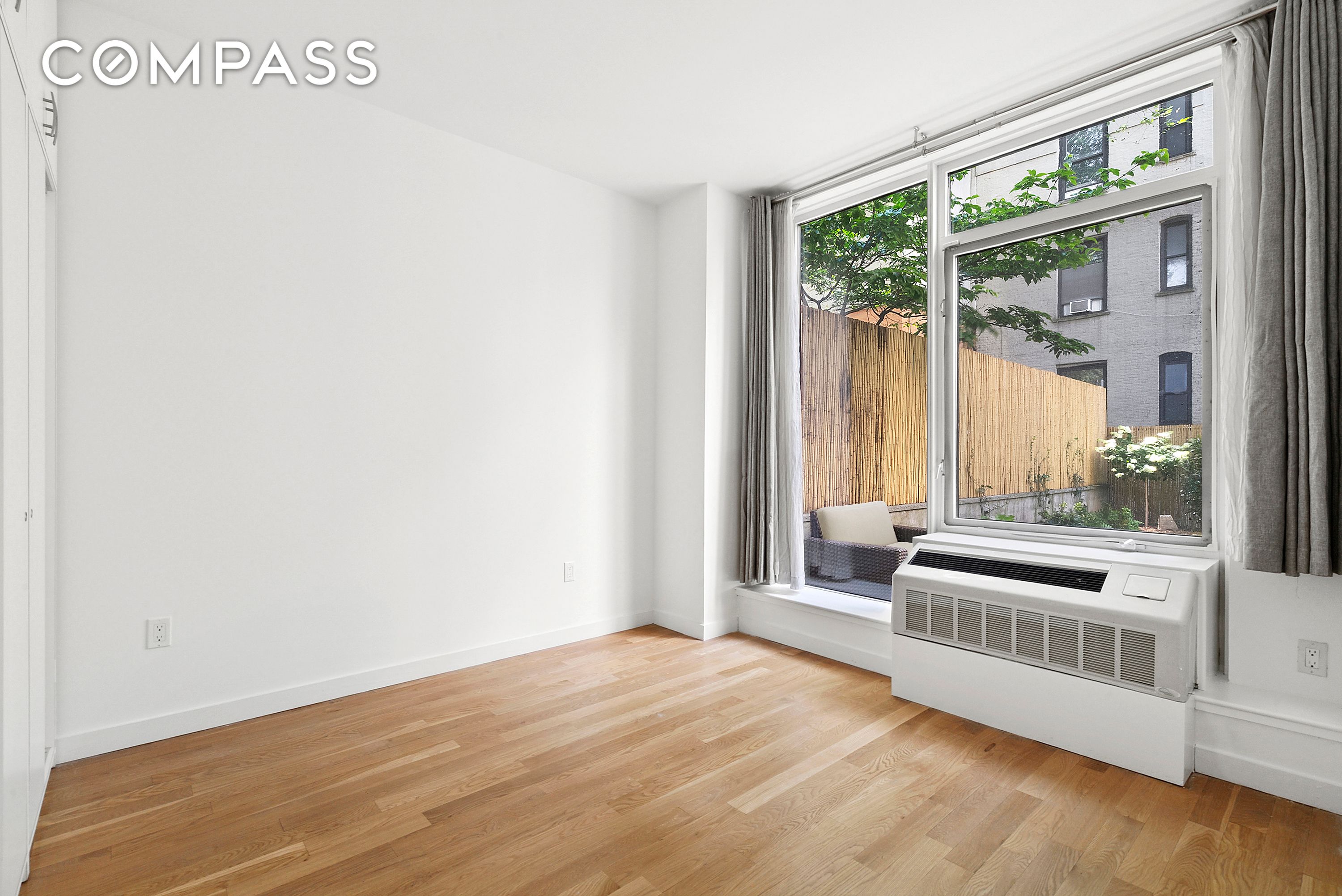 #8 photo, 306 W 116th Street, Harlem , NY 10026