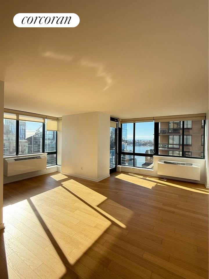 #1 photo, New York City, マンハッタン Lincoln Square , NY 10023