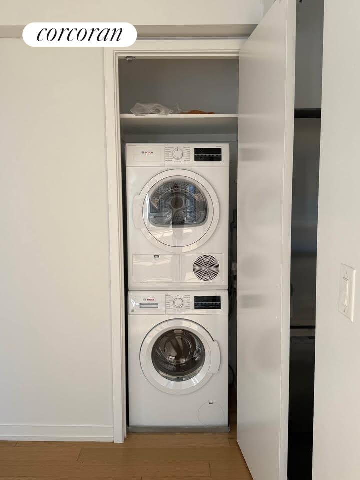 #8 photo, New York City, マンハッタン Lincoln Square , NY 10023