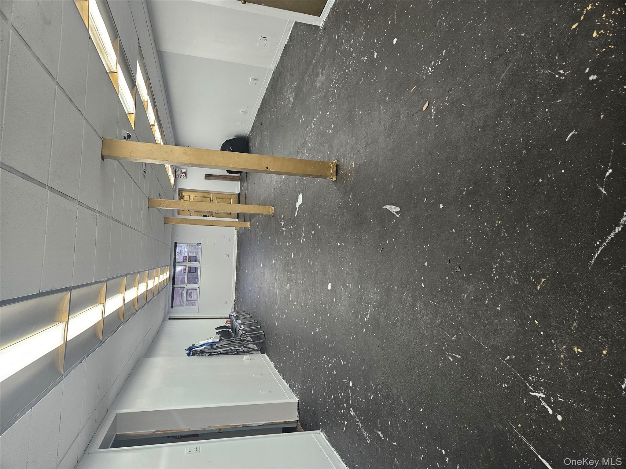 #3 photo, 474 Meacham Avenue, ナッソー郡 Elmont , NY 11003