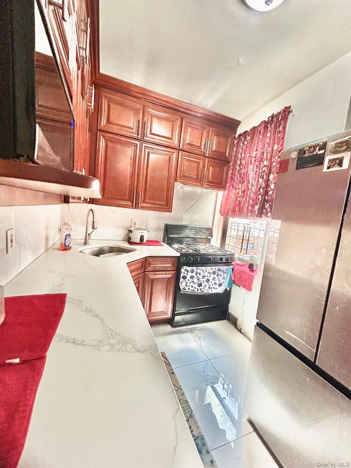 #17 photo, 165-20 Highland Avenue, Jamaica , NY 11432