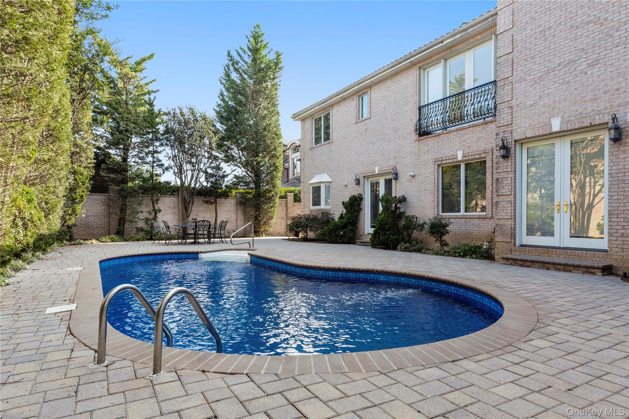 #2 photo, 104 Malba Drive, クイーンズ区 Malba , NY 11357