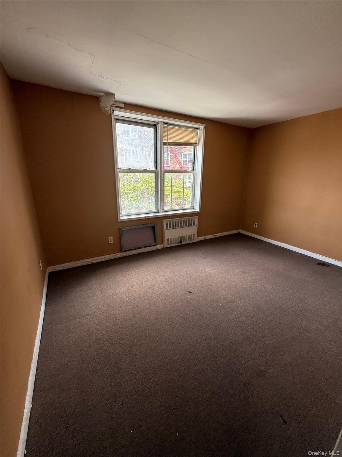 #10 photo, 86-16 60th Avenue, クイーンズ区 Elmhurst , NY 11373