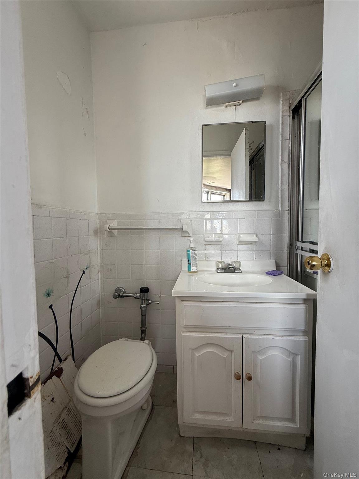 #5 photo, 86-16 60th Avenue, クイーンズ区 Elmhurst , NY 11373