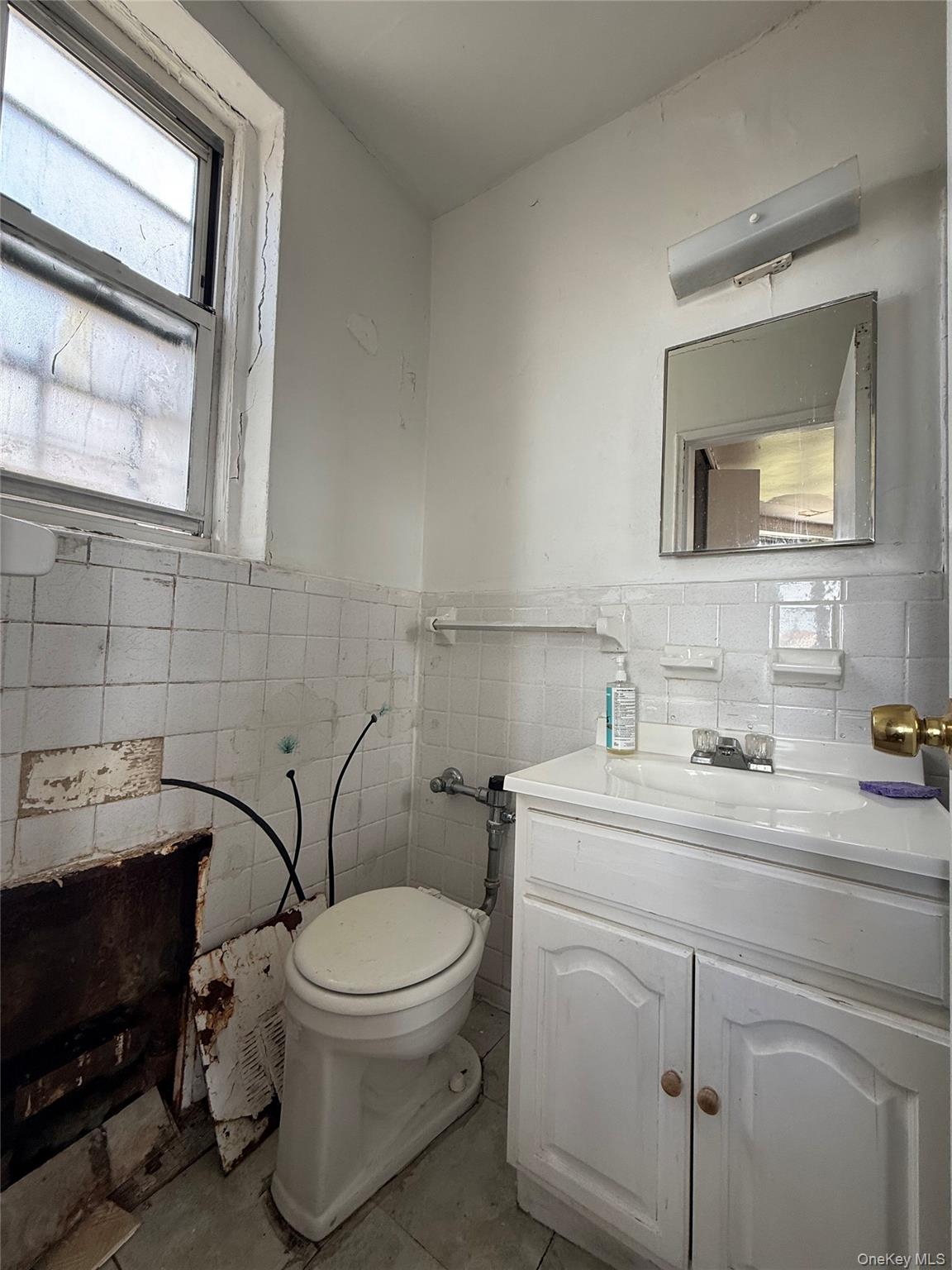 #6 photo, 86-16 60th Avenue, クイーンズ区 Elmhurst , NY 11373