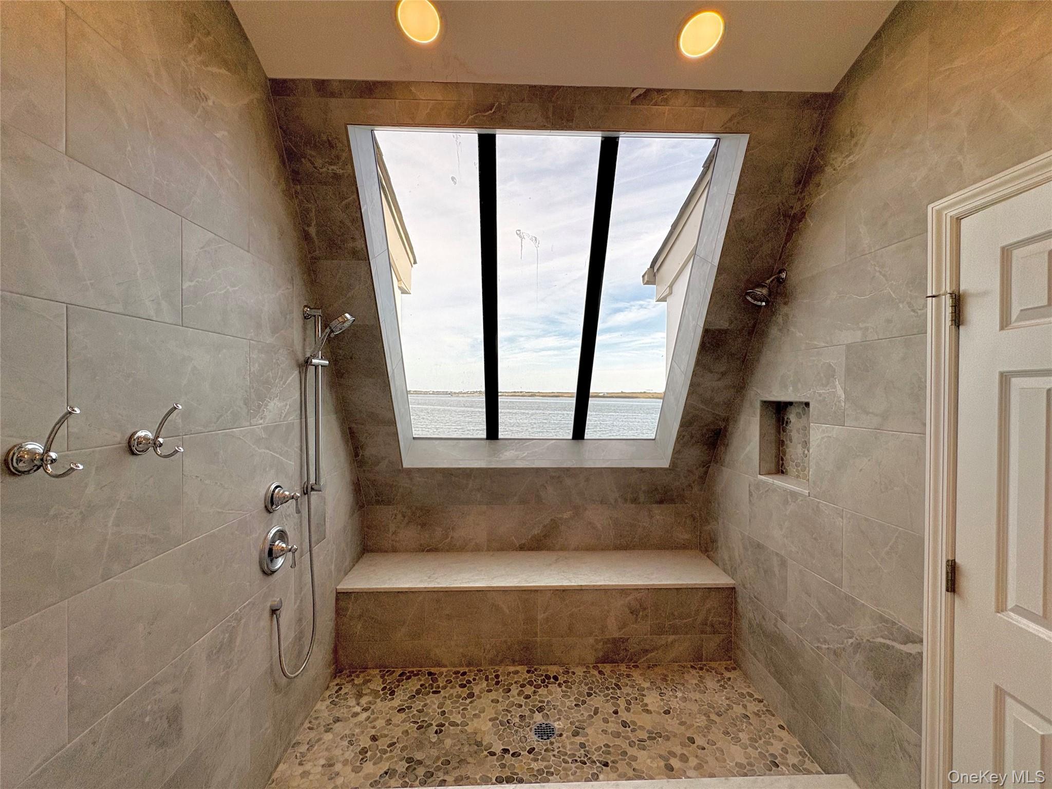 #19 photo, 7 Waters Edge, サフォーク郡 Shirley , NY 11967