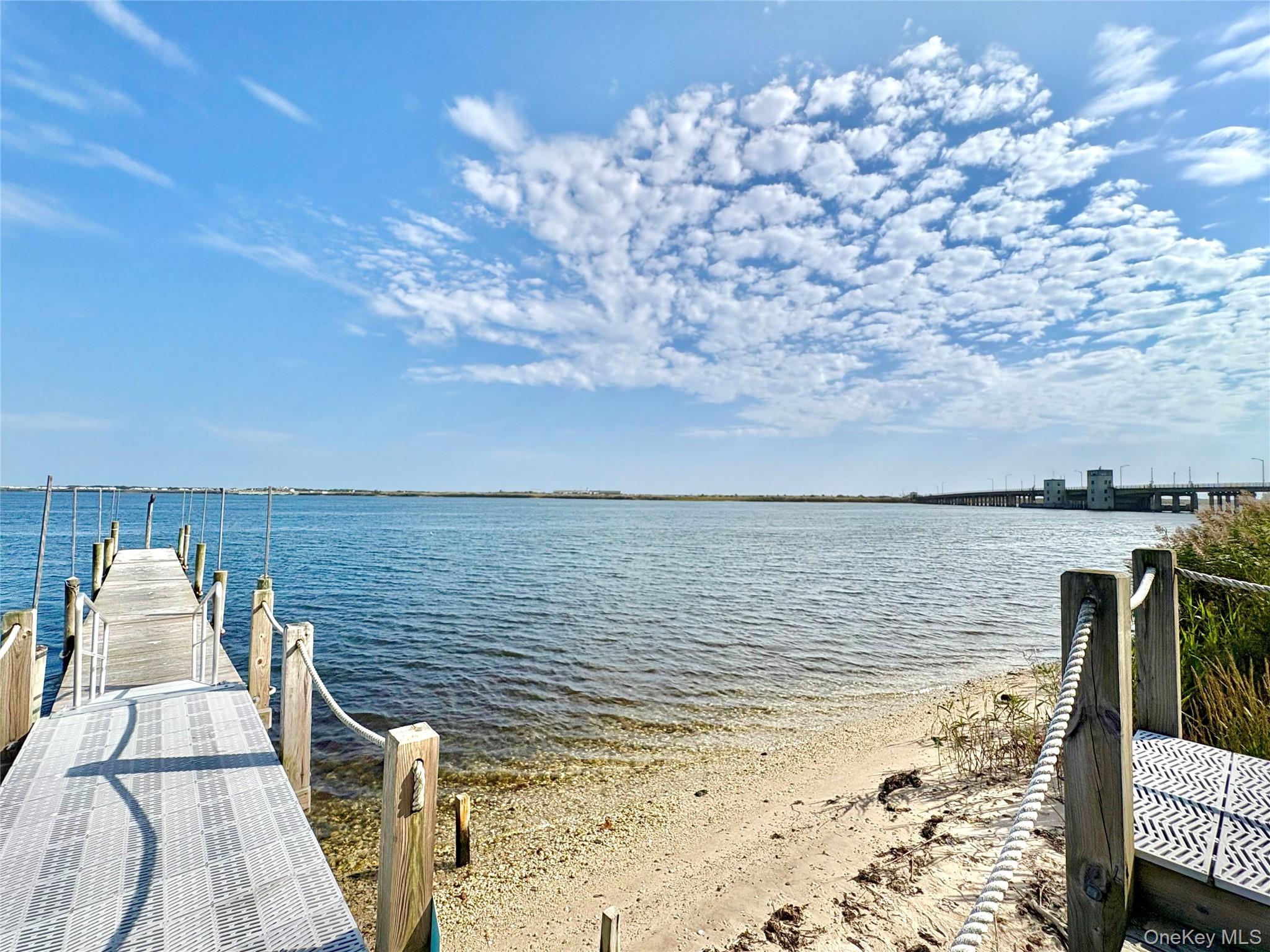 #6 photo, 7 Waters Edge, サフォーク郡 Shirley , NY 11967