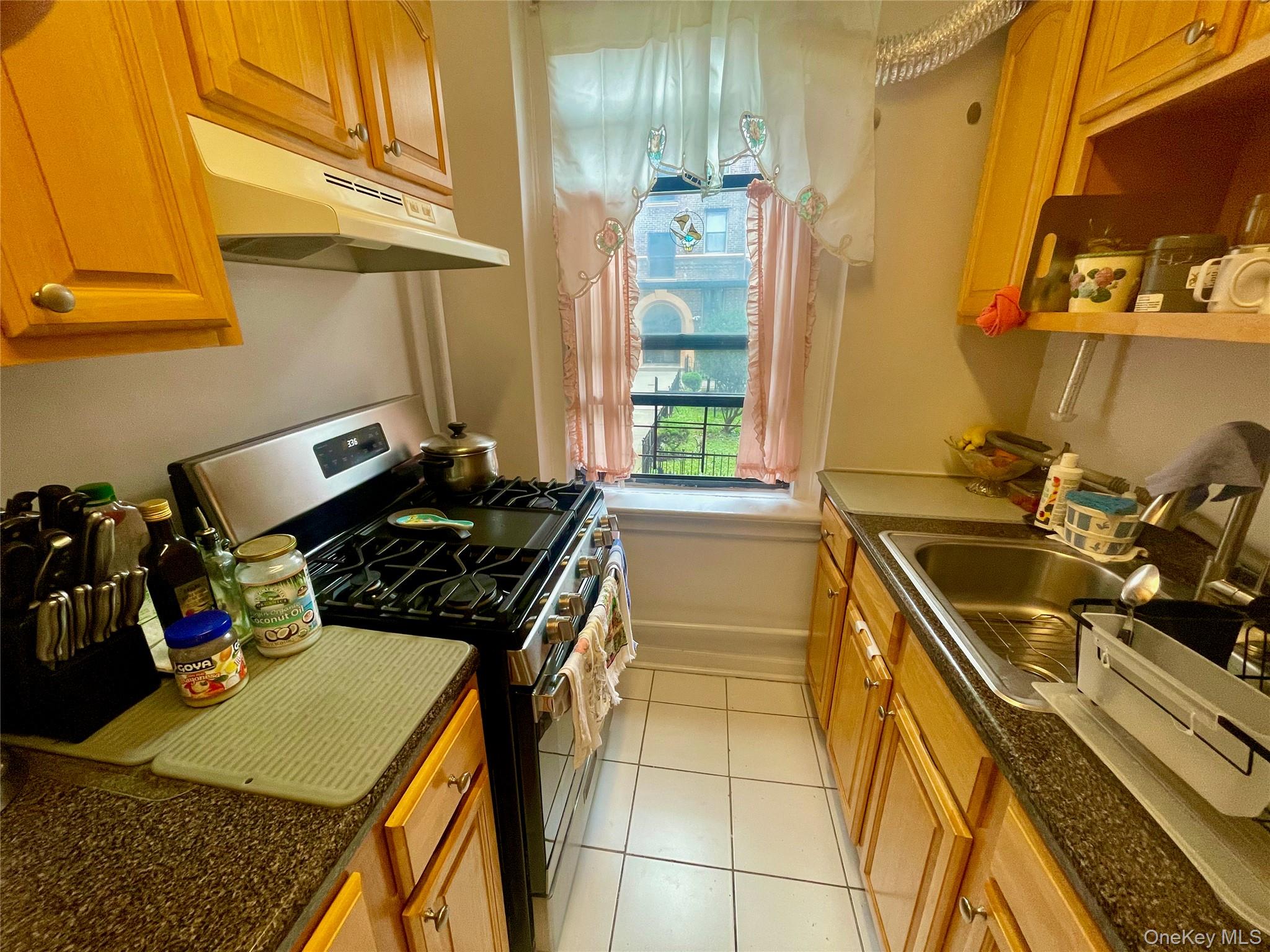 #10 photo, 6264 Saunders Street, クイーンズ区 Rego Park , NY 11374