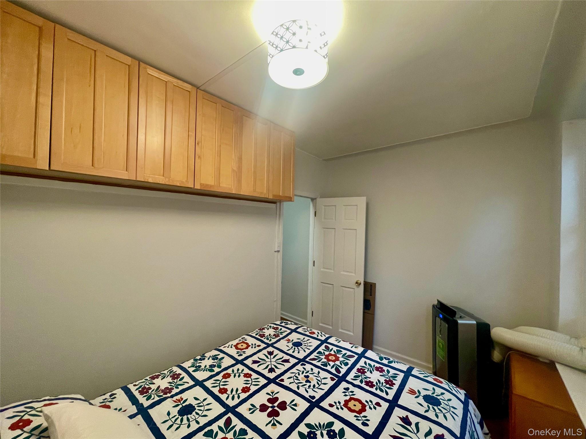 #4 photo, 6264 Saunders Street, クイーンズ区 Rego Park , NY 11374