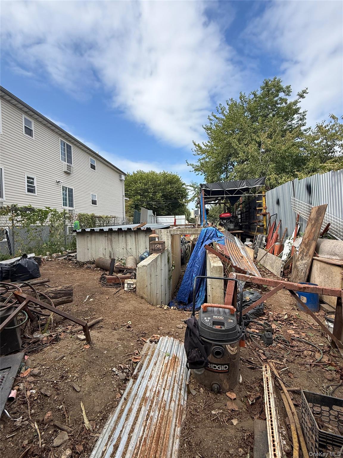 #1 photo, 576 Glenmore Avenue, ブルックリン区 Brooklyn , NY 11207