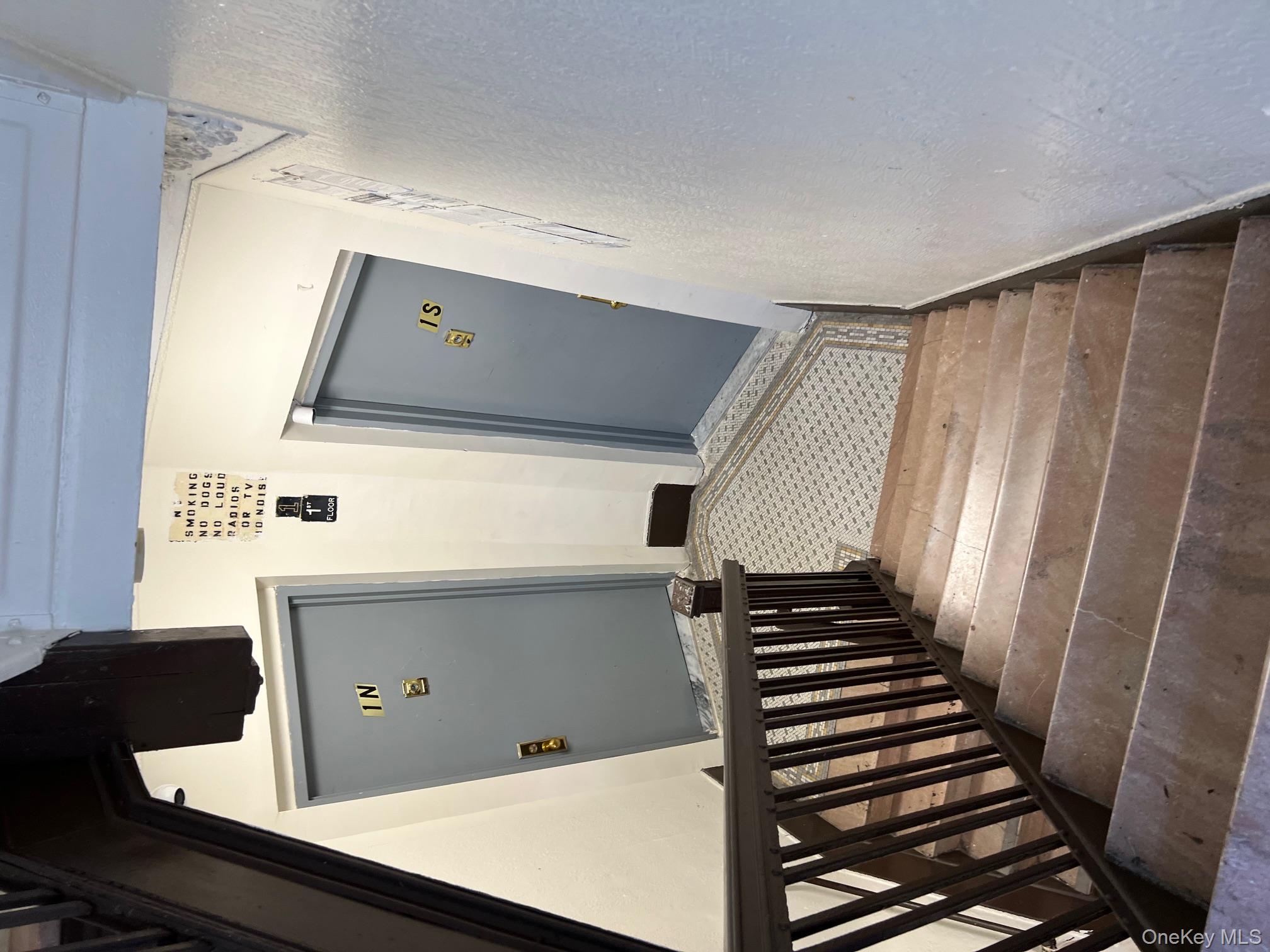 #4 photo, 2328 University Avenue, Bronx , NY 10468