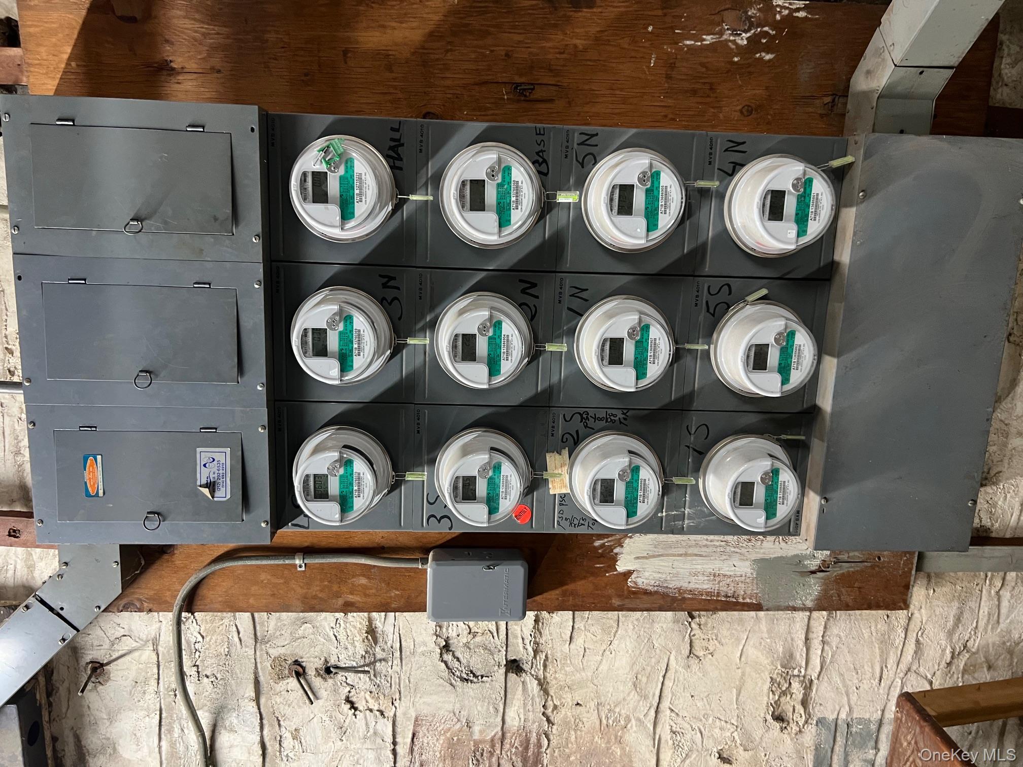 #6 photo, 2328 University Avenue, Bronx , NY 10468