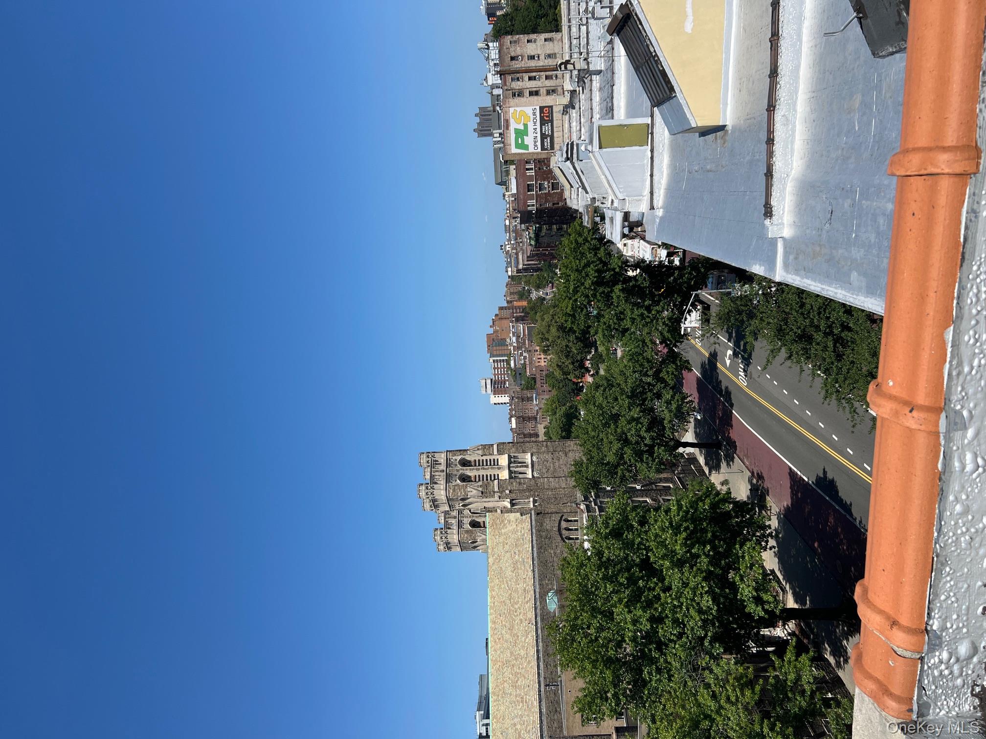 #9 photo, 2328 University Avenue, Bronx , NY 10468