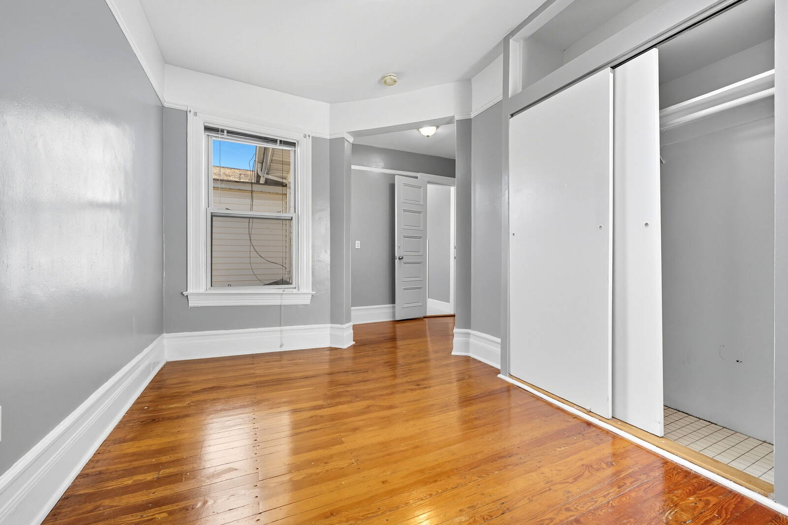 #16 photo, 165 Park Avenue, #2nd floor, Mount Vernon , NY 10550