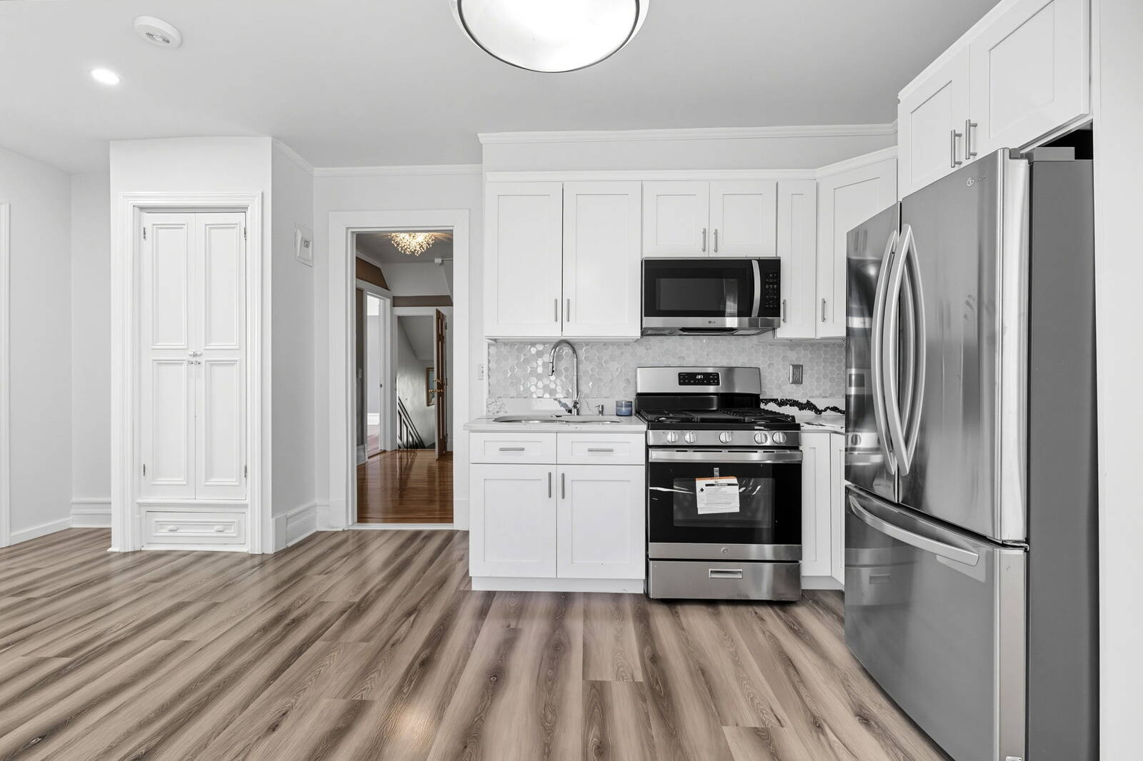 #3 photo, 165 Park Avenue, #2nd floor, Mount Vernon , NY 10550