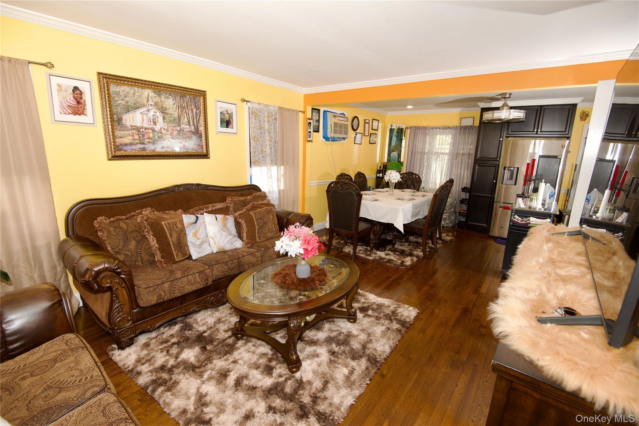 #5 photo, 642 Dorothea Lane, Elmont , NY 11003